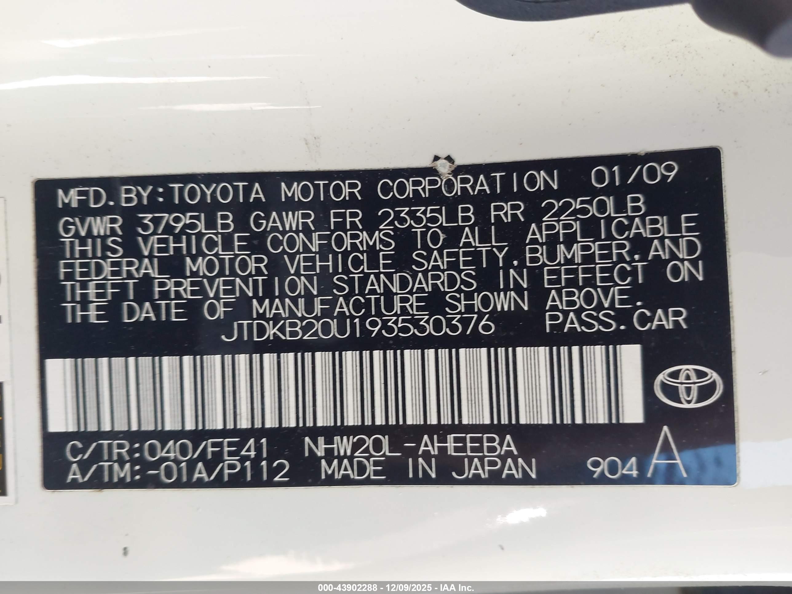 TOYOTA PRIUS image 9