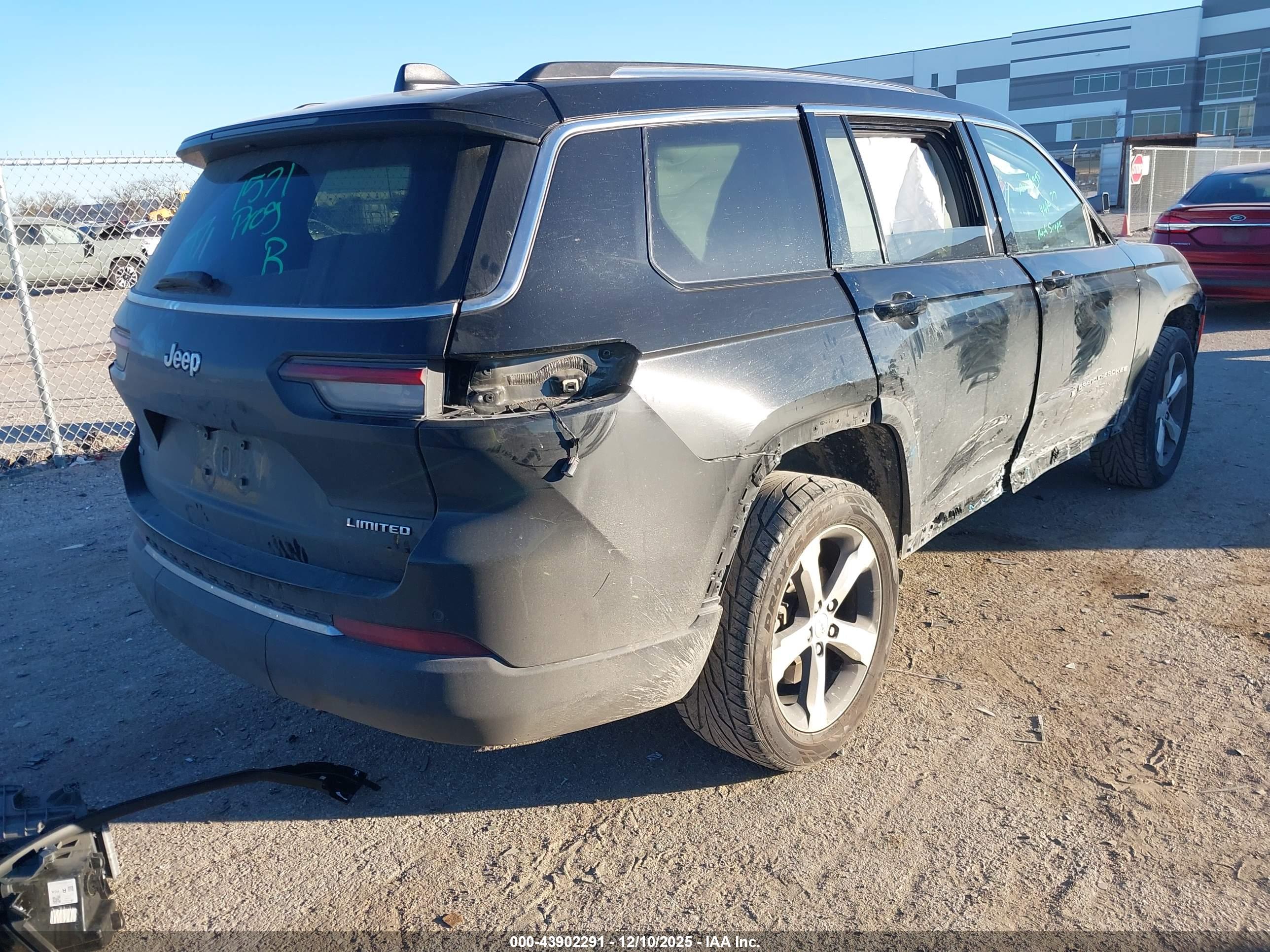 JEEP GRAND image 4