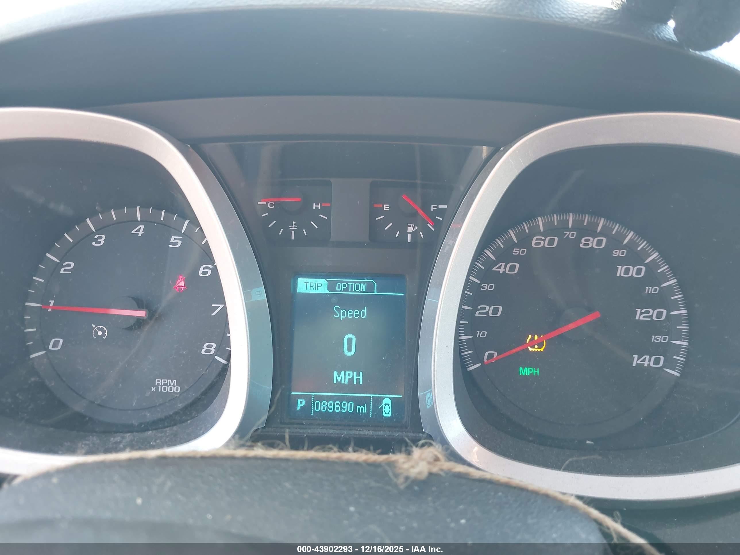 CHEVROLET EQUINOX image 7