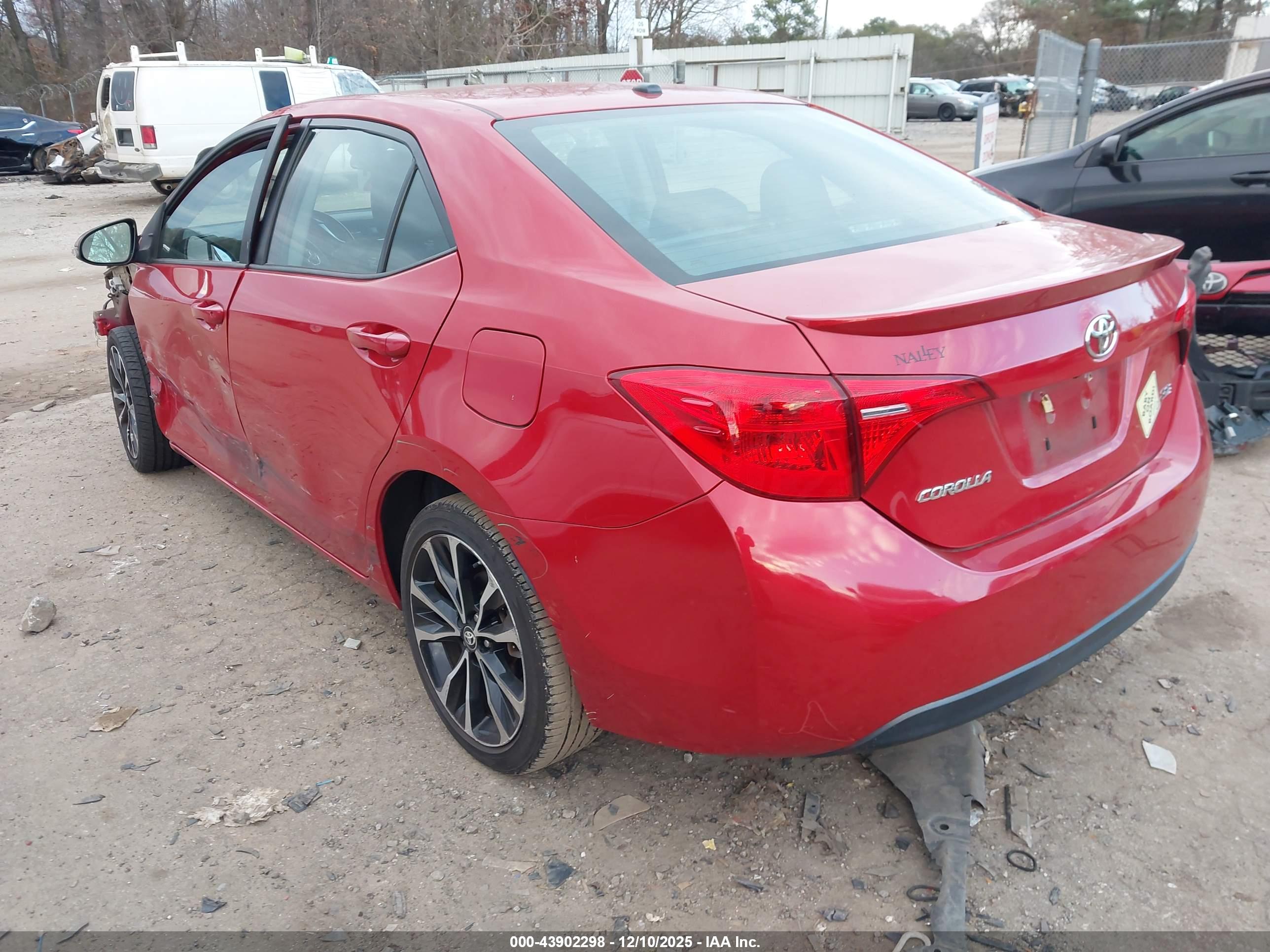 TOYOTA COROLLA image 3