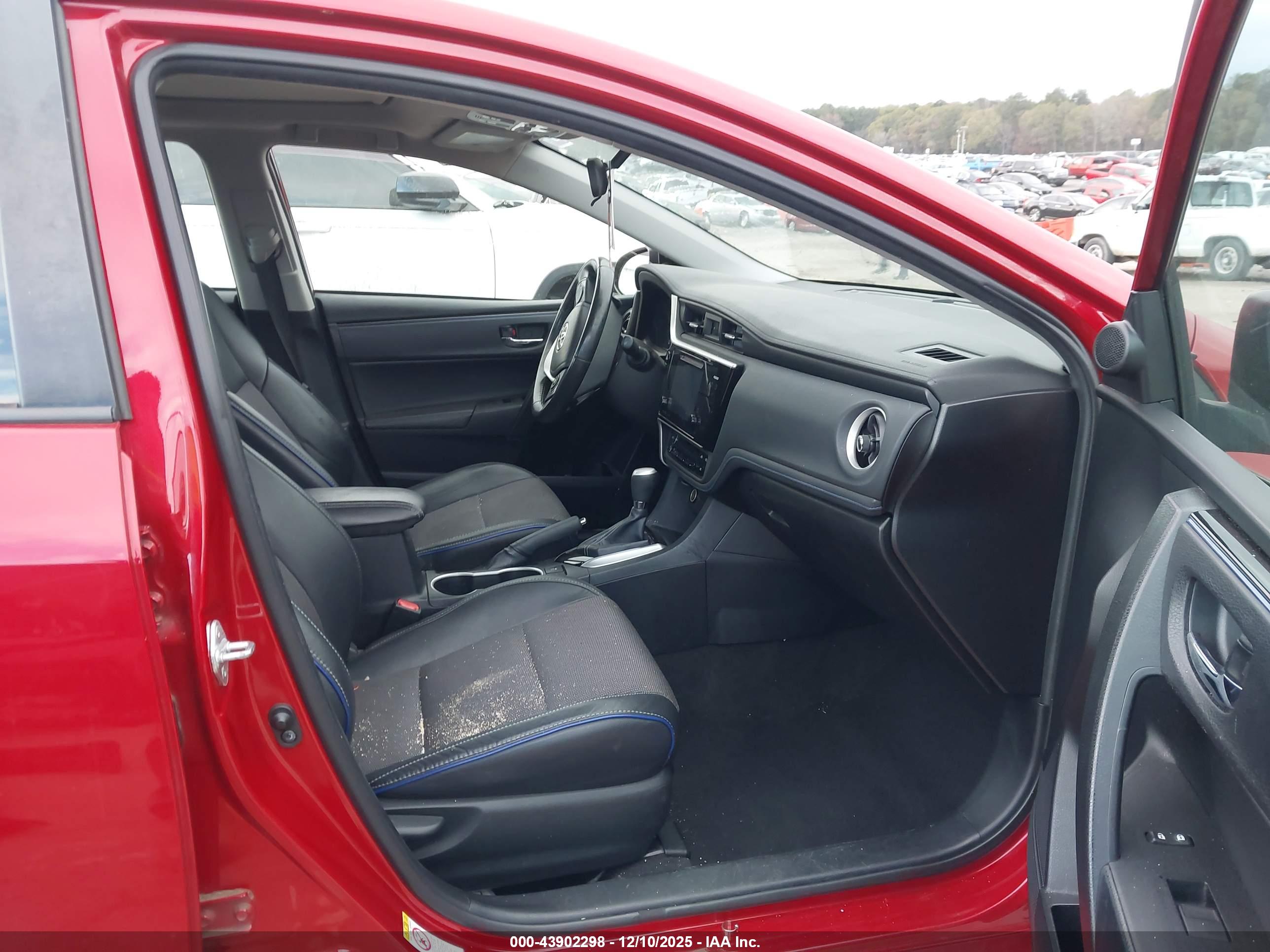 TOYOTA COROLLA image 5