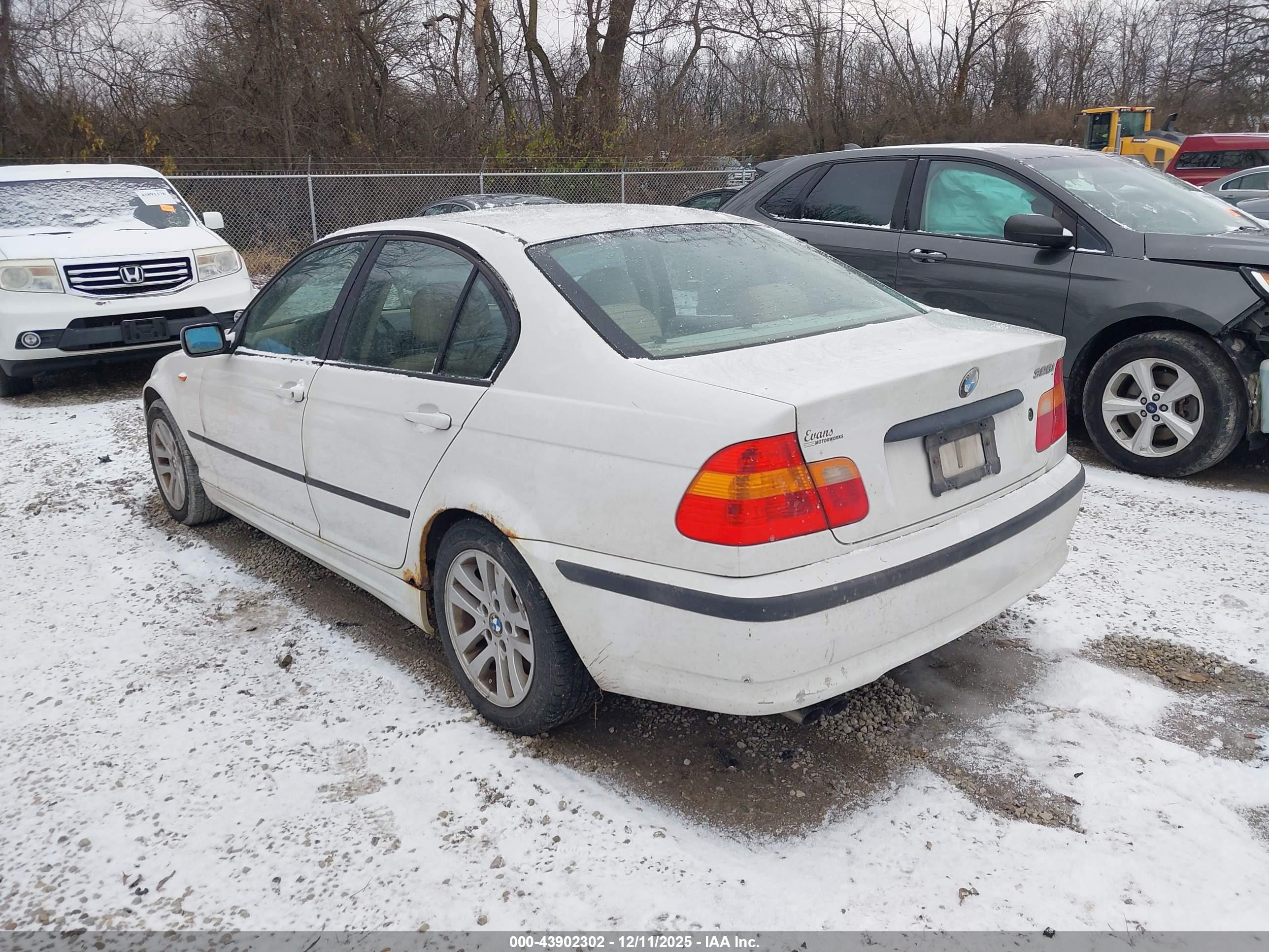 BMW 325I image 3