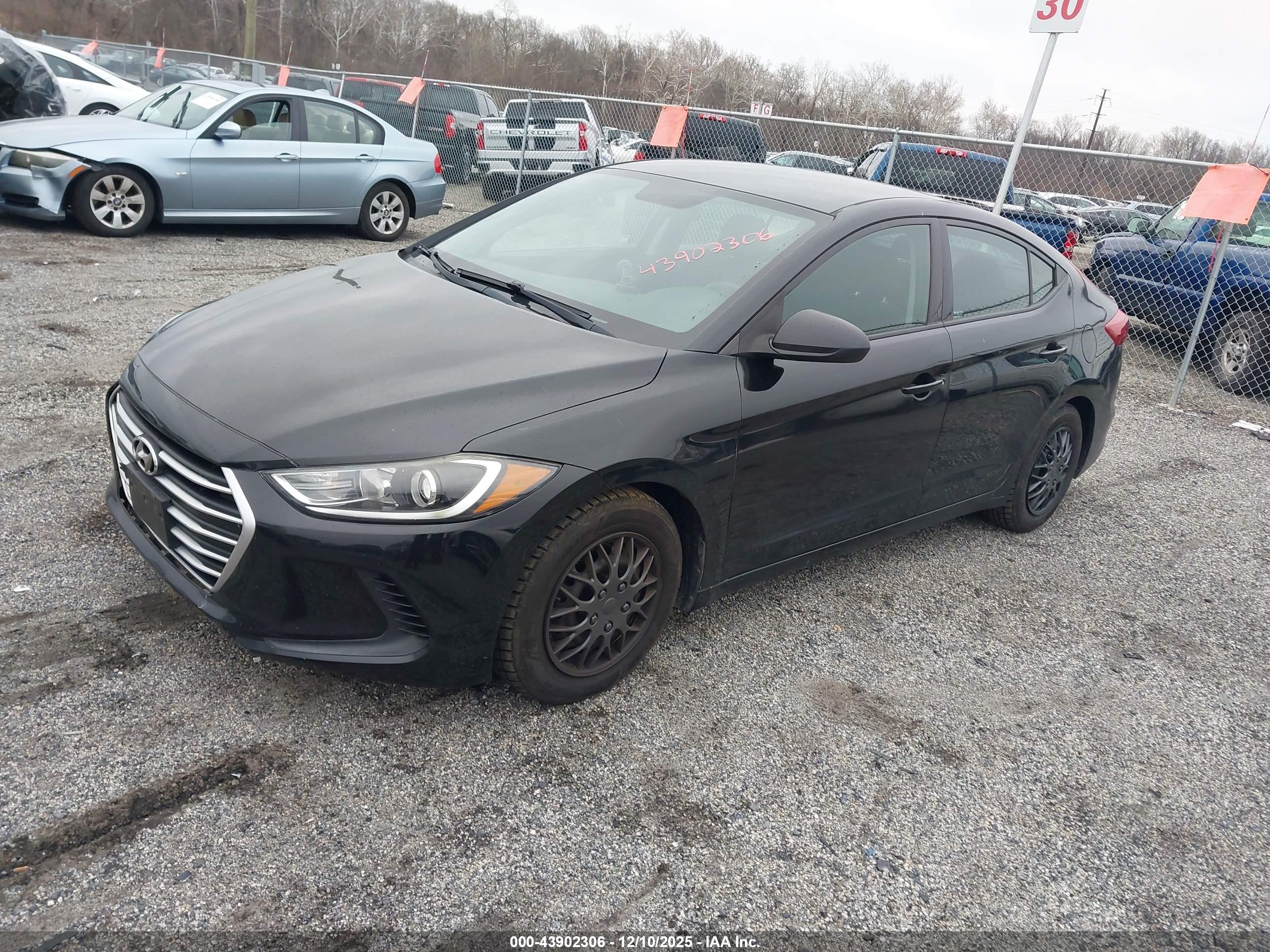 HYUNDAI ELANTRA image 2