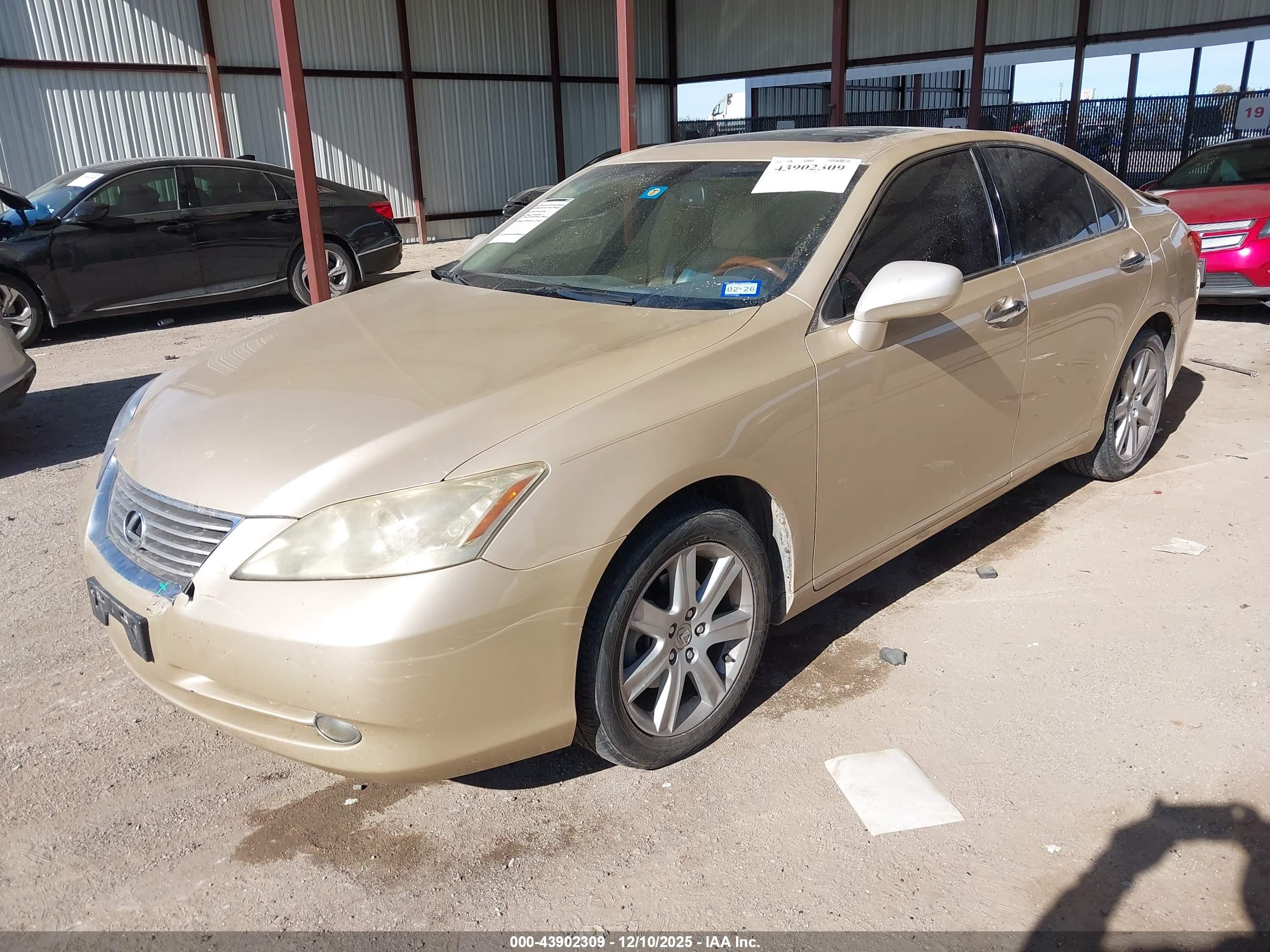 LEXUS ES image 2