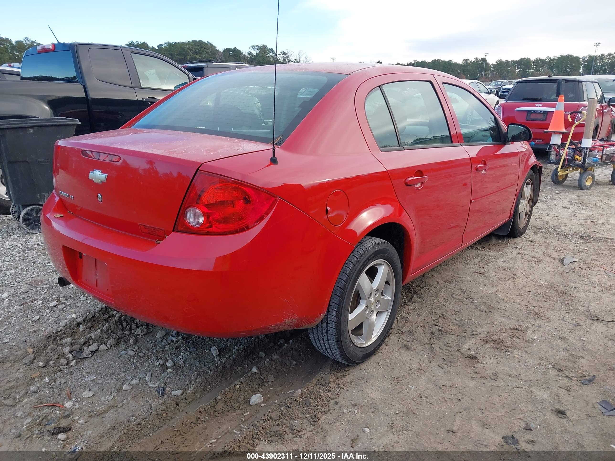 CHEVROLET COBALT image 4