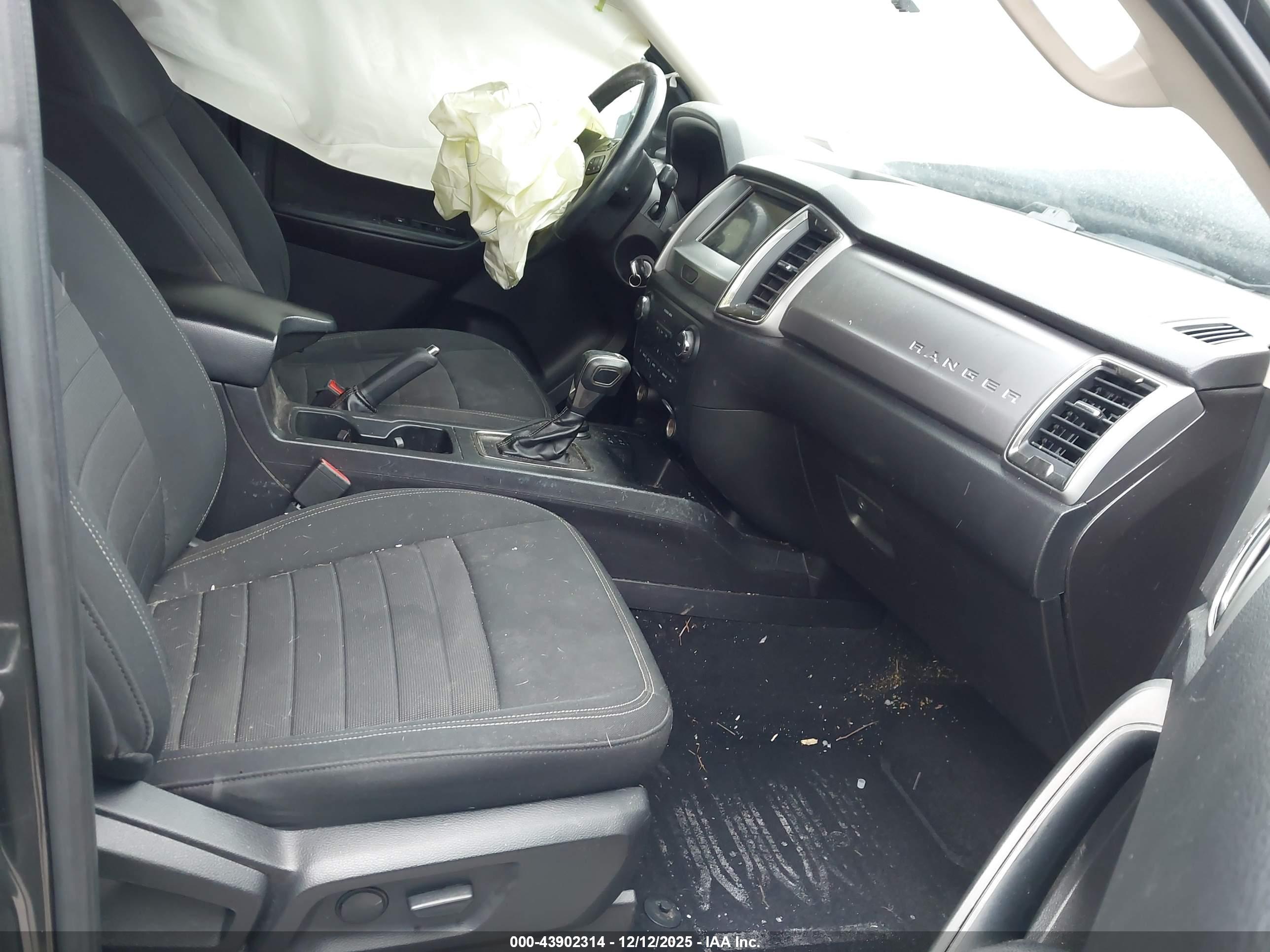 FORD RANGER image 5