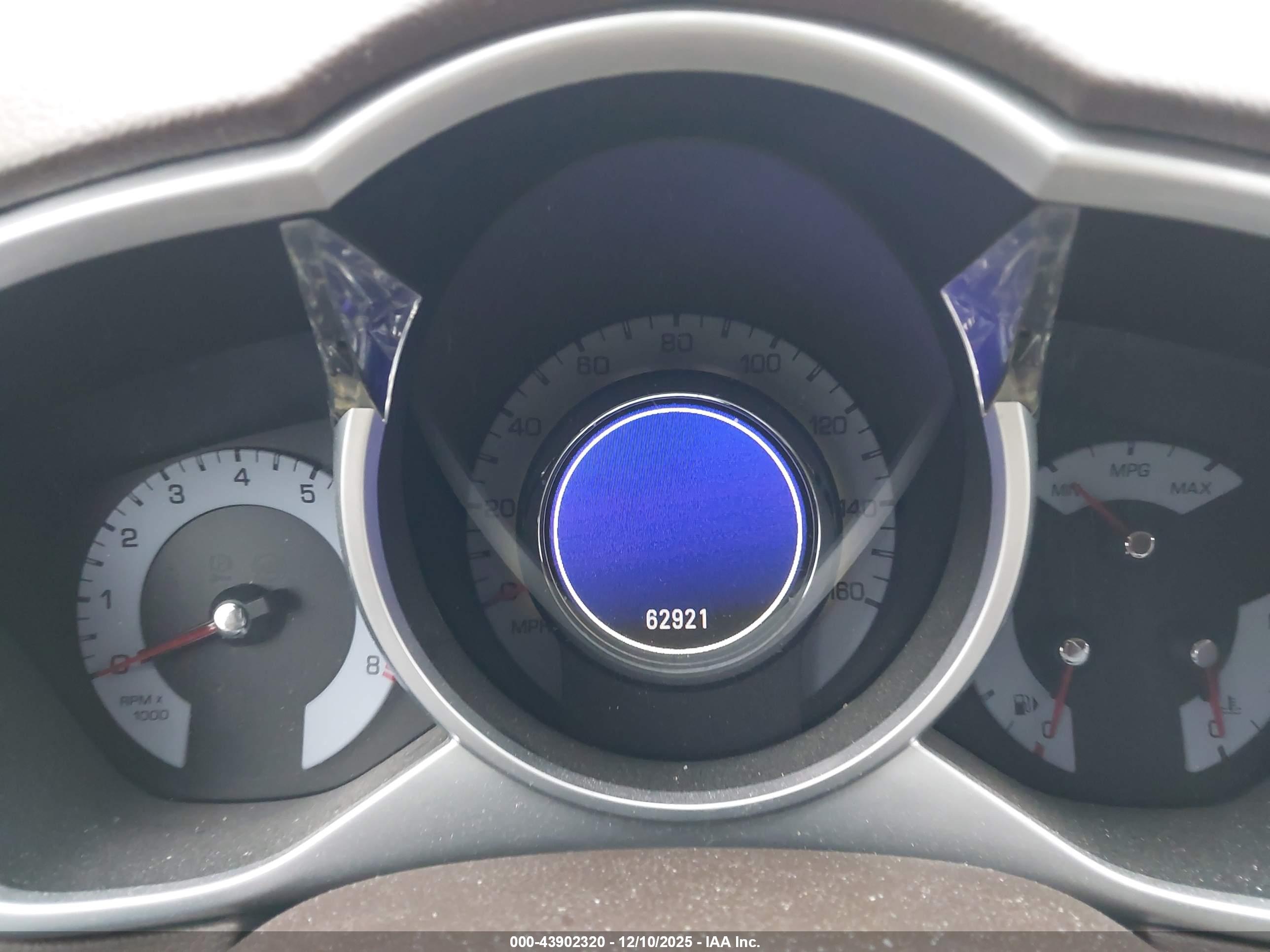 CADILLAC SRX image 7