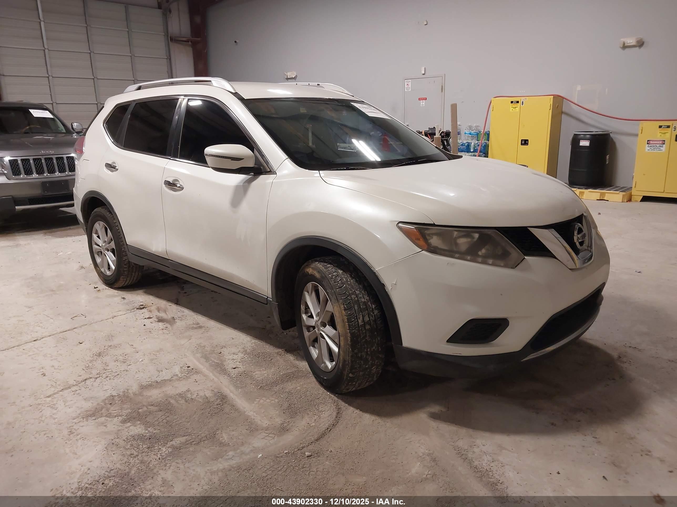 NISSAN ROGUE image 6