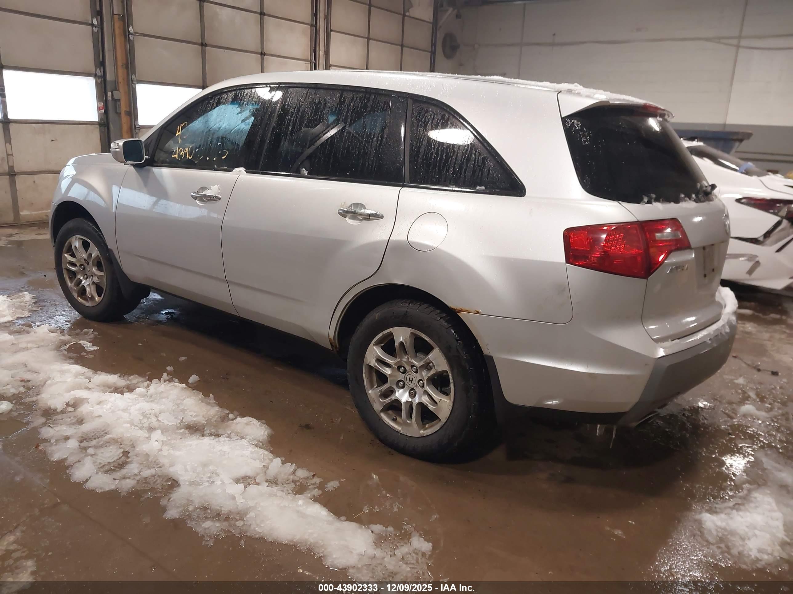 ACURA MDX image 3