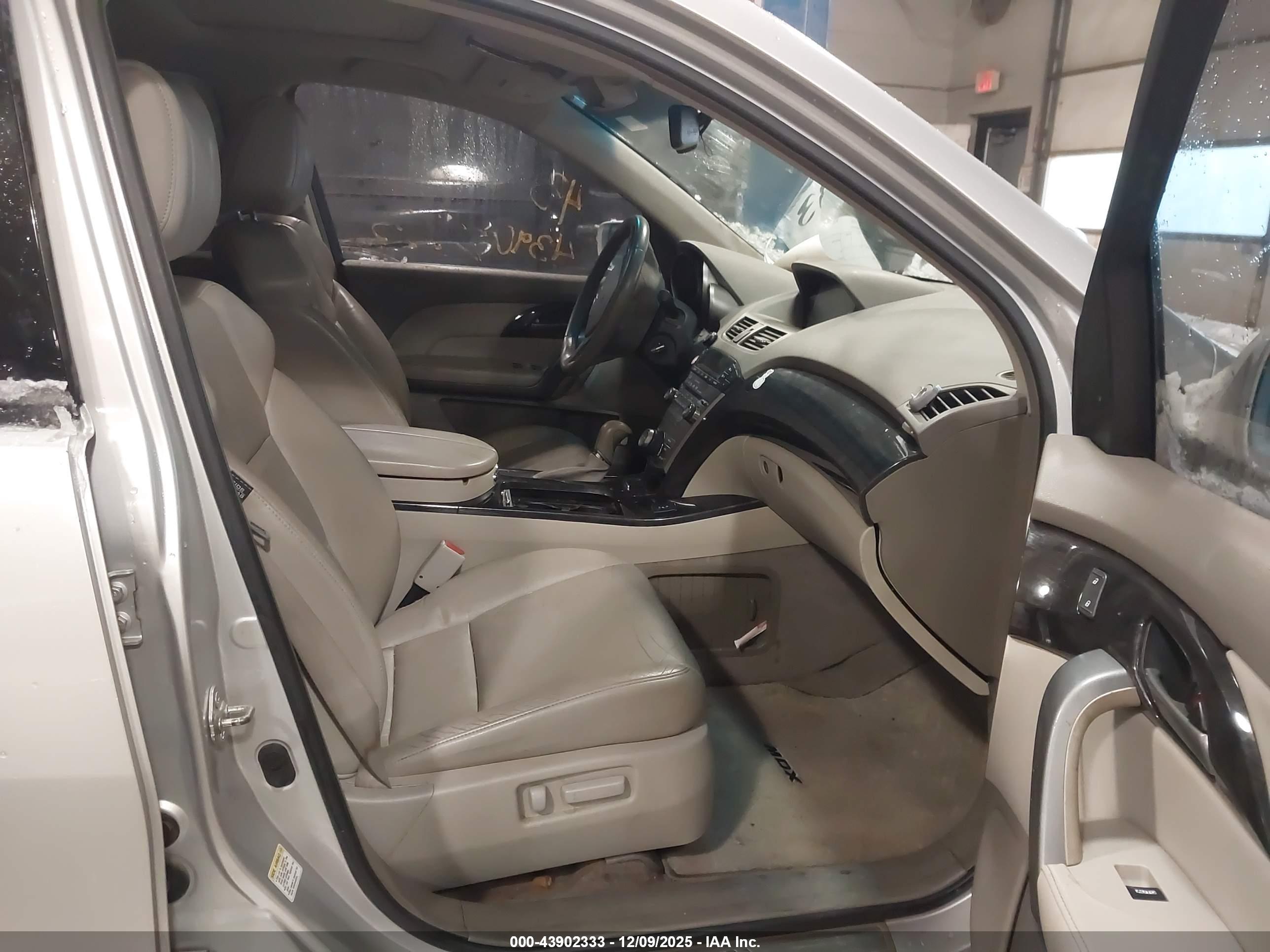 ACURA MDX image 5