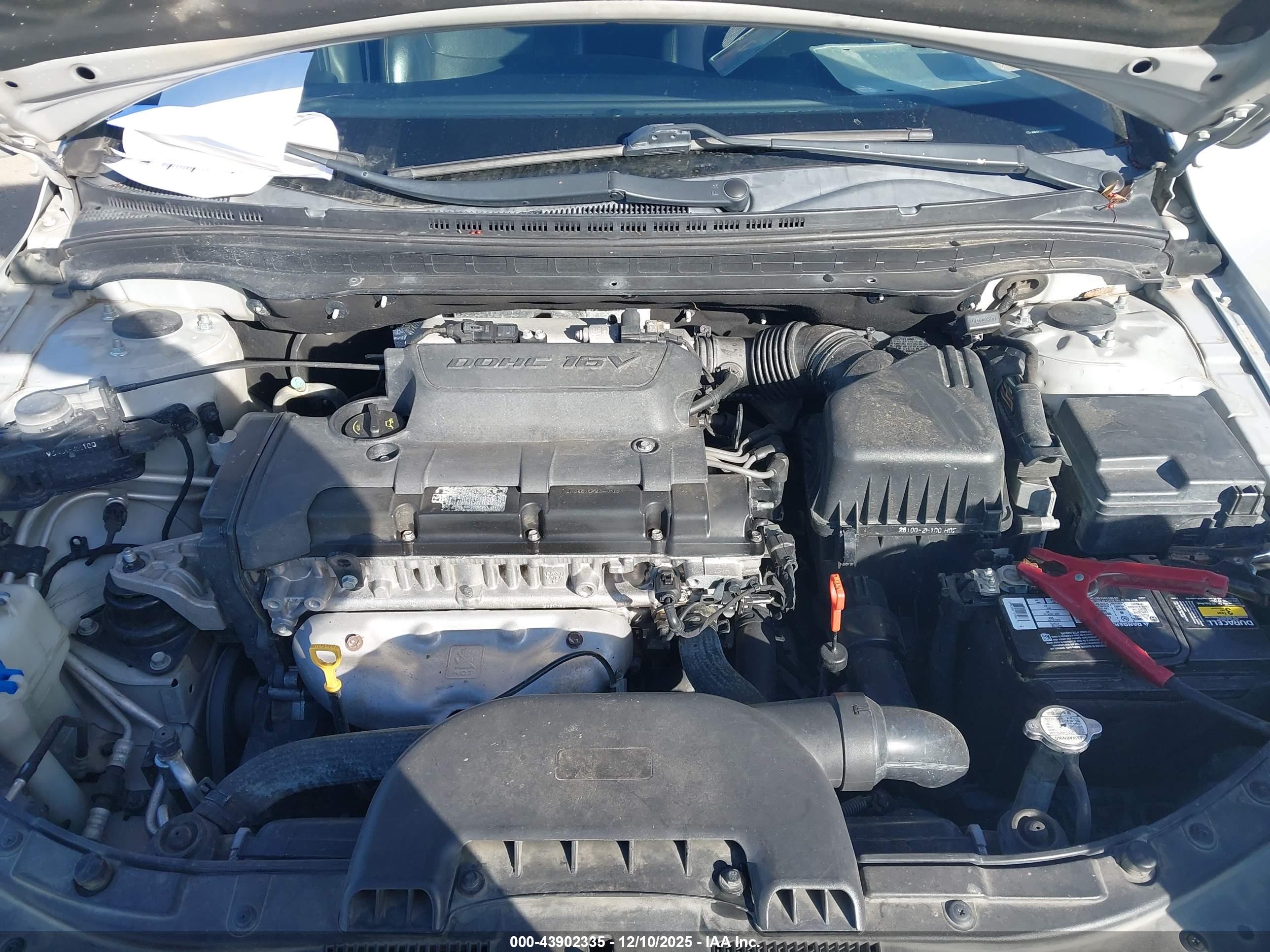 HYUNDAI ELANTRA image 10