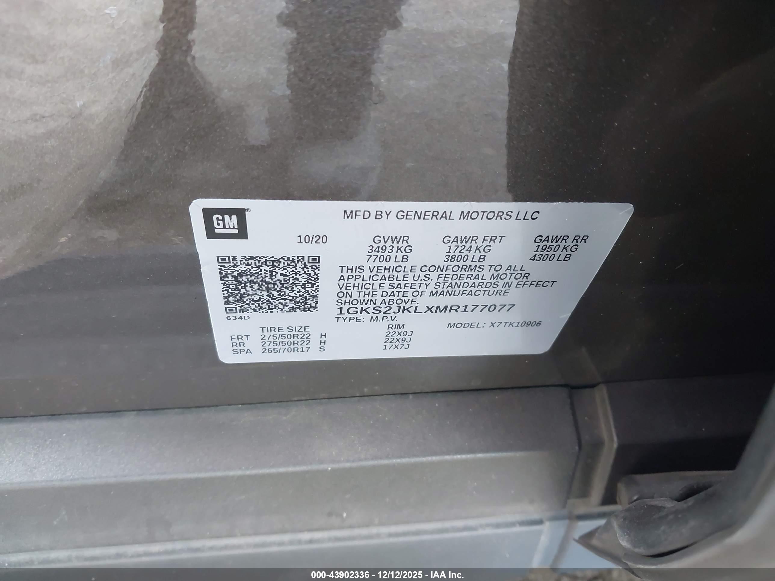 GMC YUKON image 9