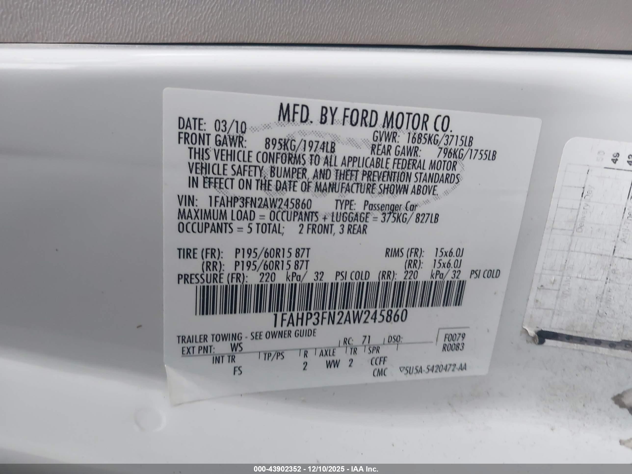 FORD FOCUS image 9
