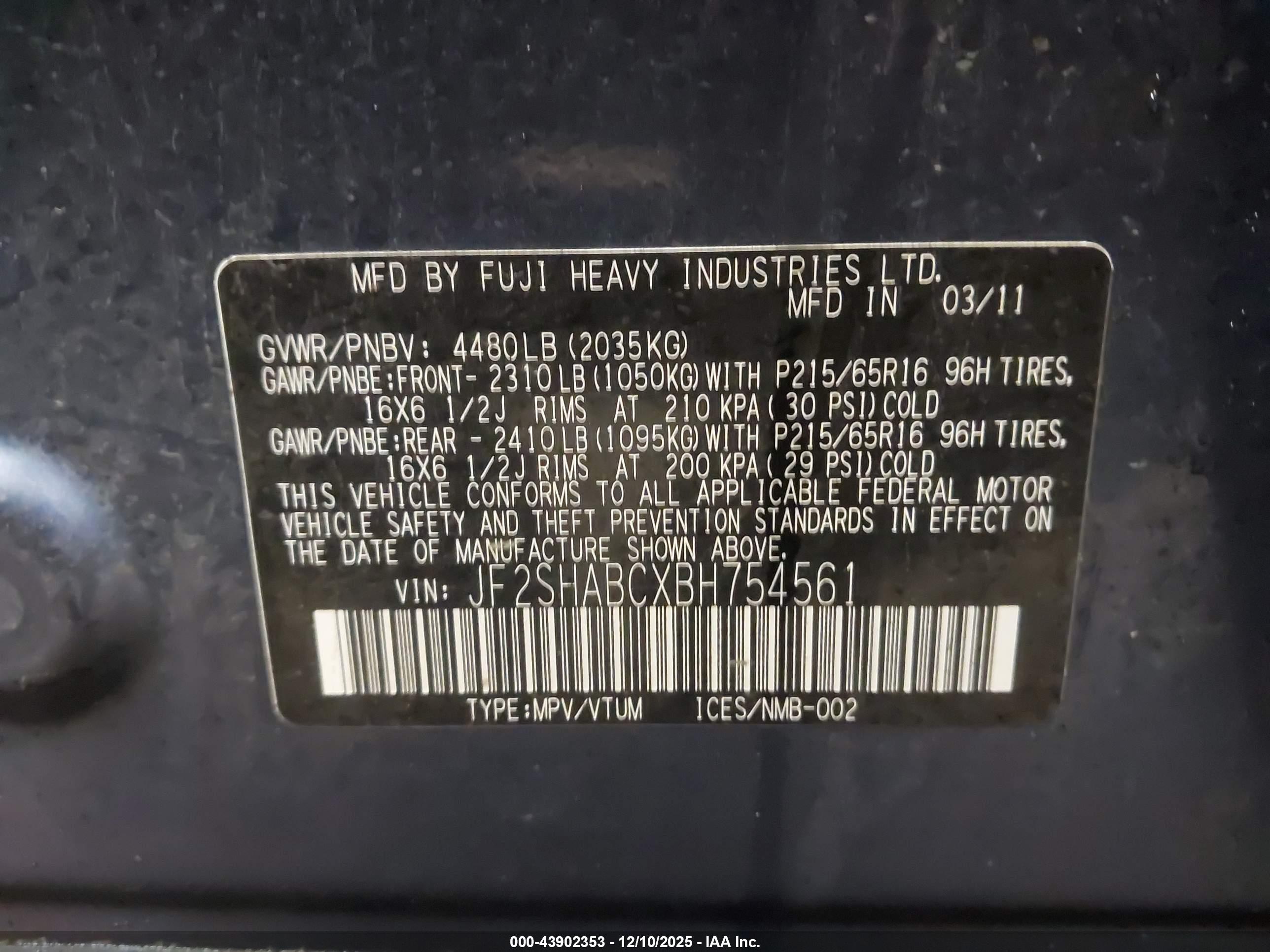SUBARU FORESTER image 9