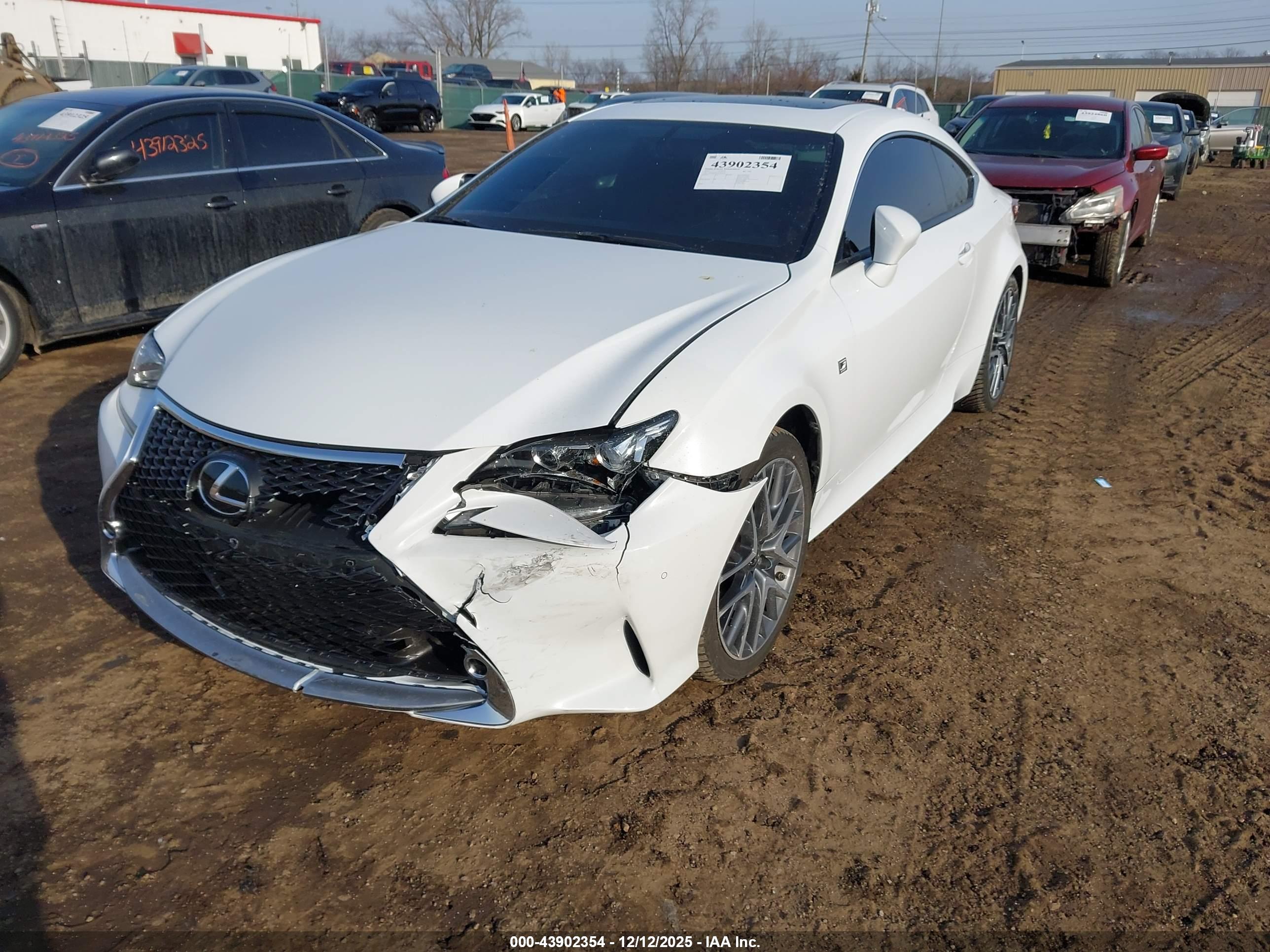 LEXUS RC image 6