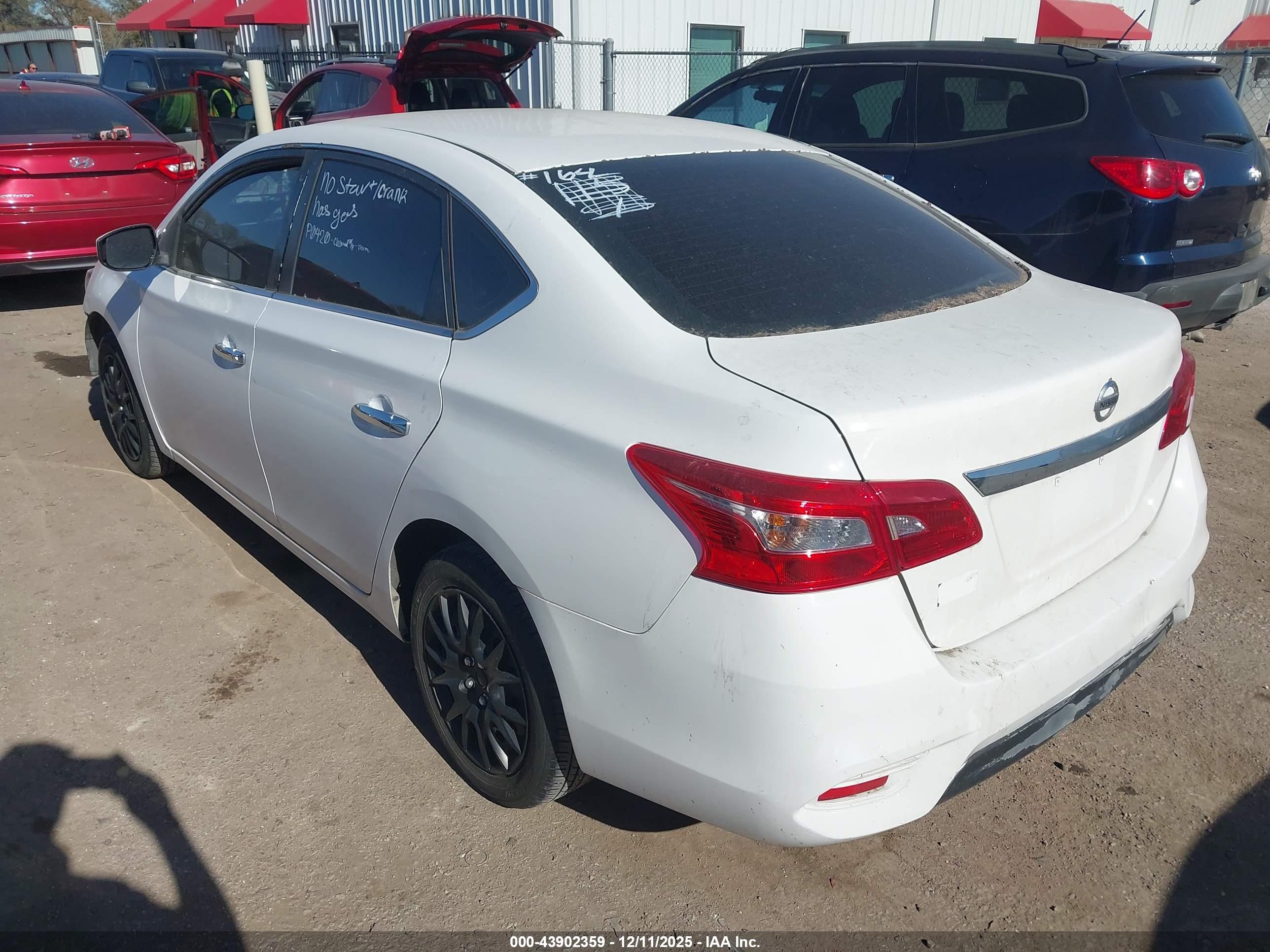 NISSAN SENTRA image 3