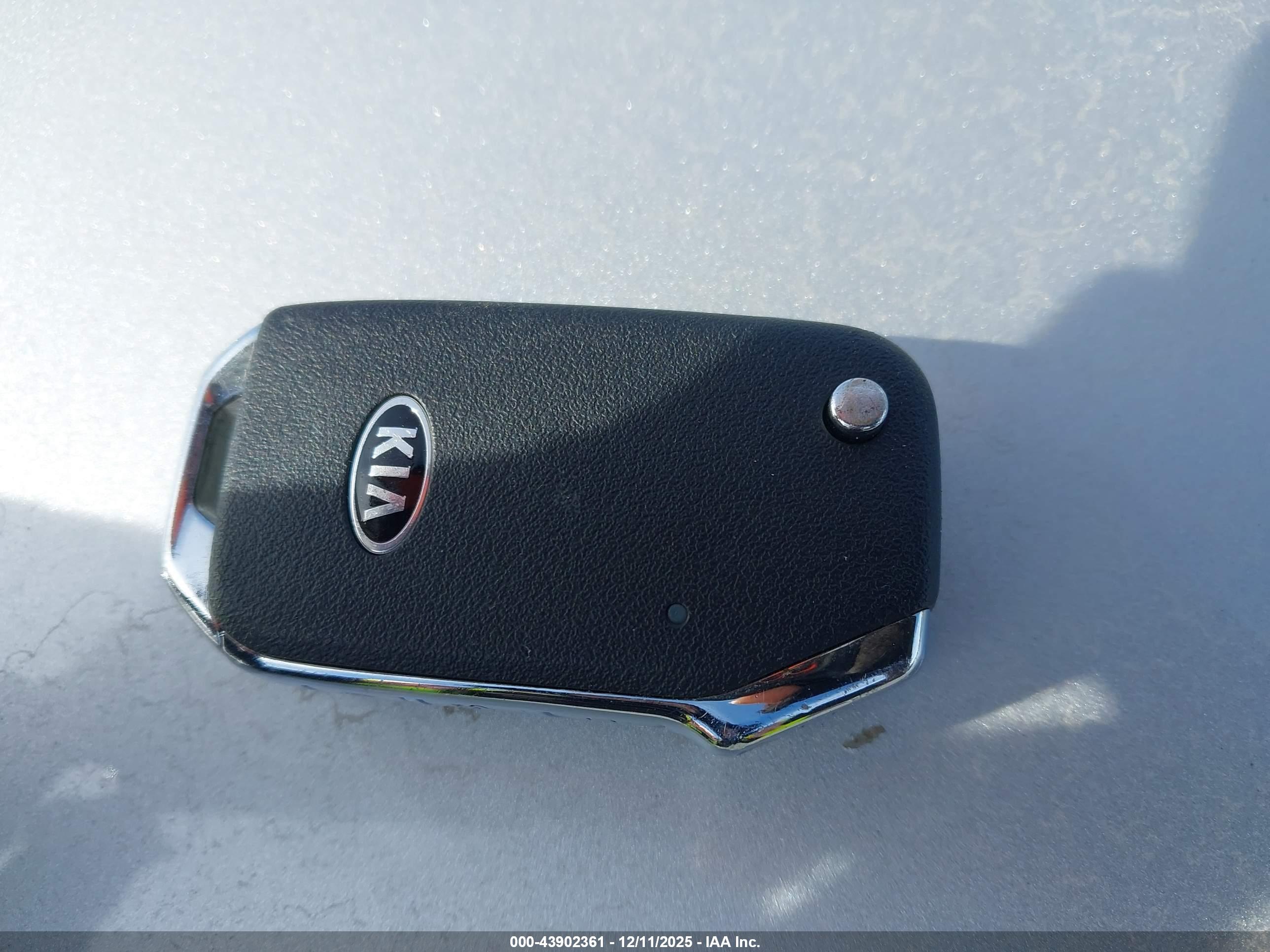 KIA FORTE image 11