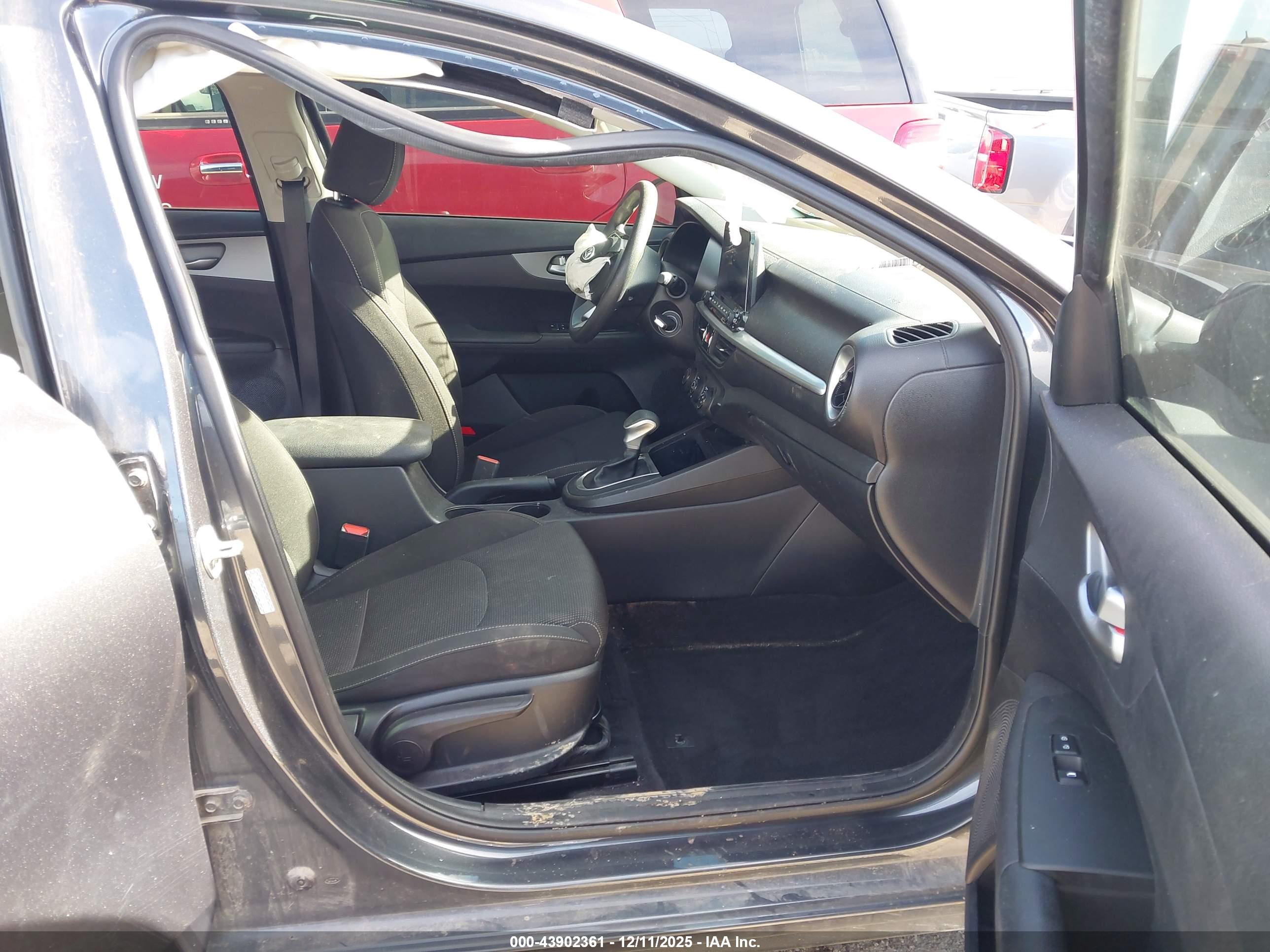 KIA FORTE image 5