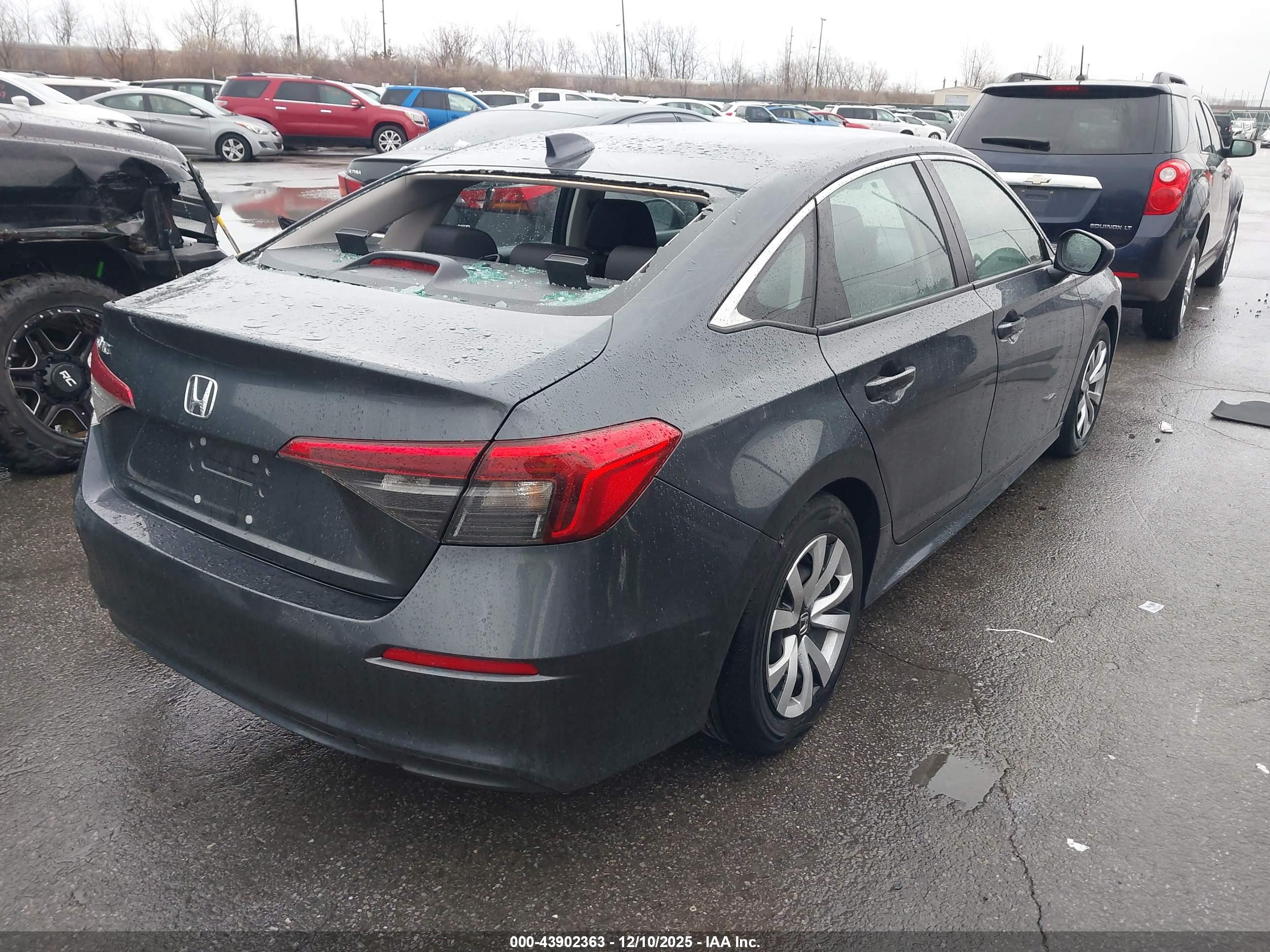HONDA CIVIC image 4