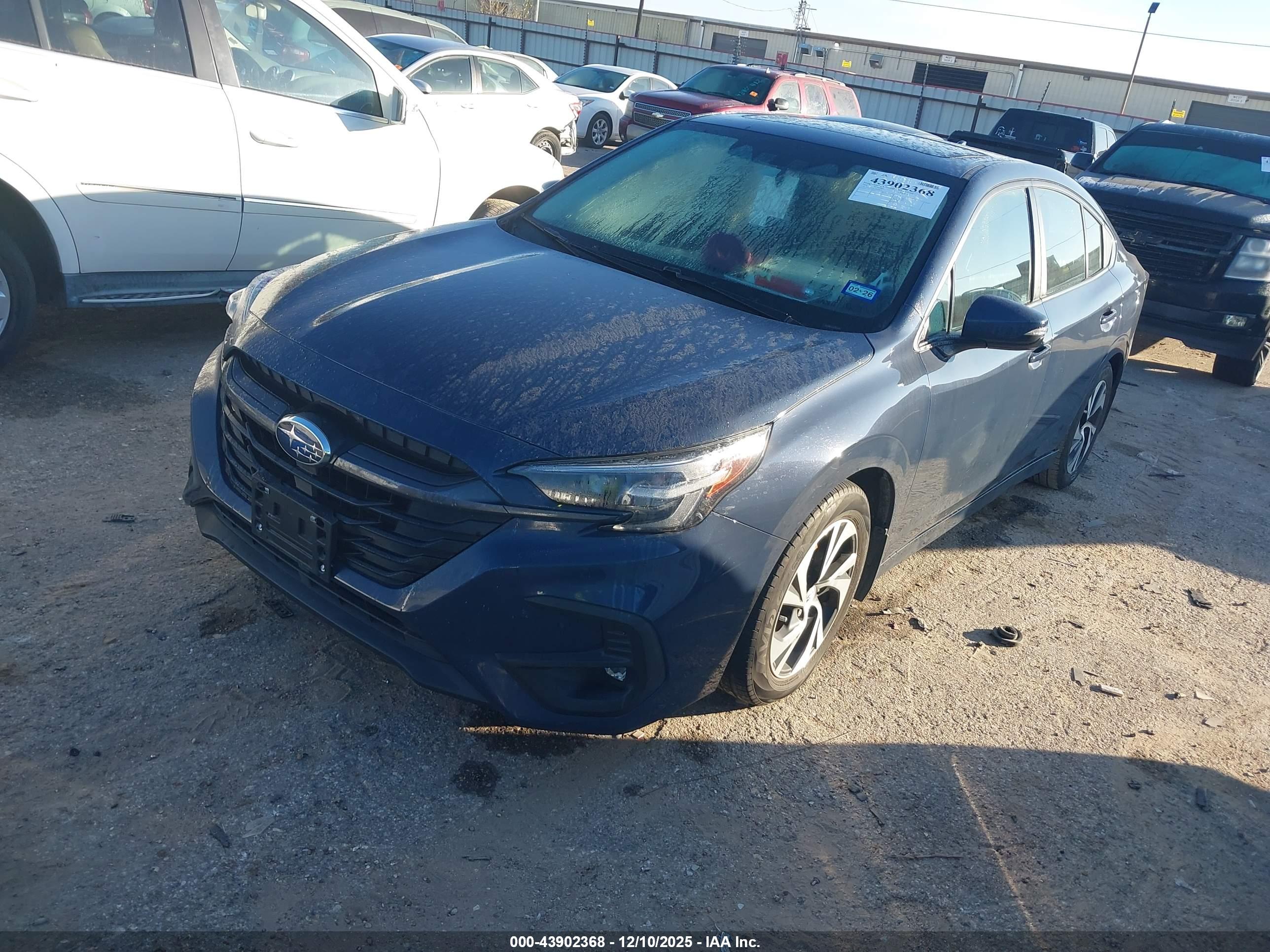 SUBARU LEGACY image 2