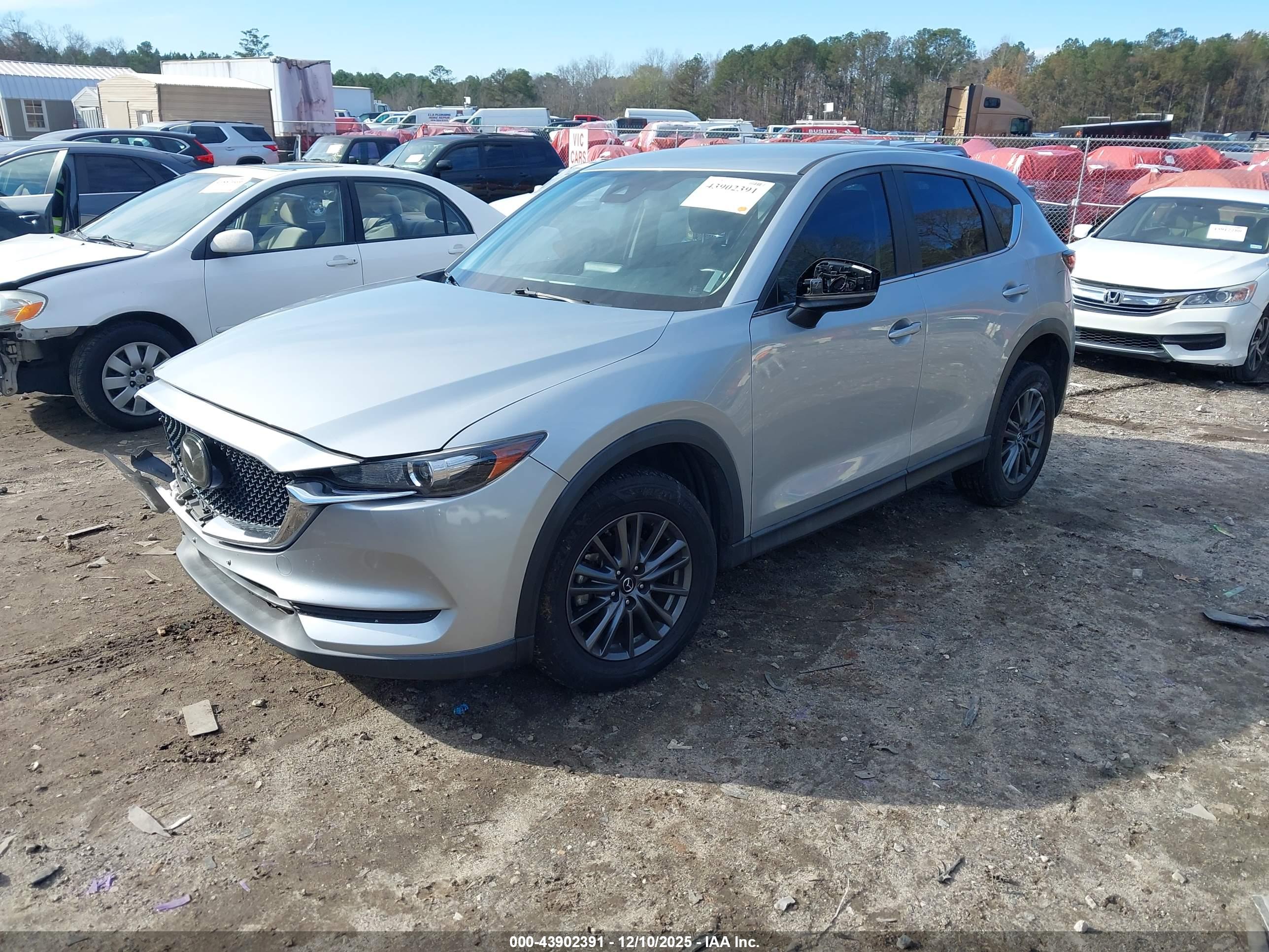 MAZDA CX-5 image 2
