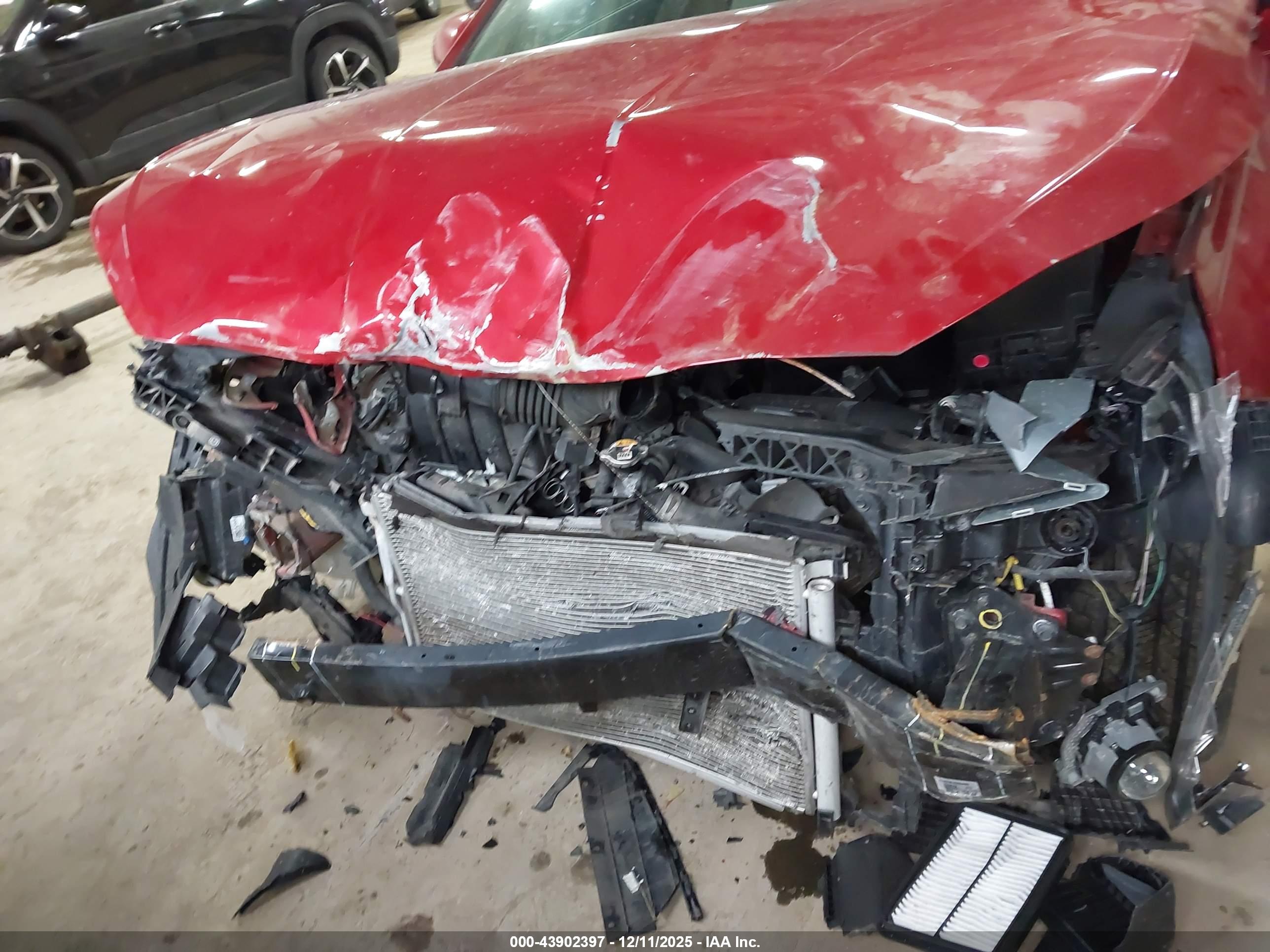 HYUNDAI ELANTRA image 6