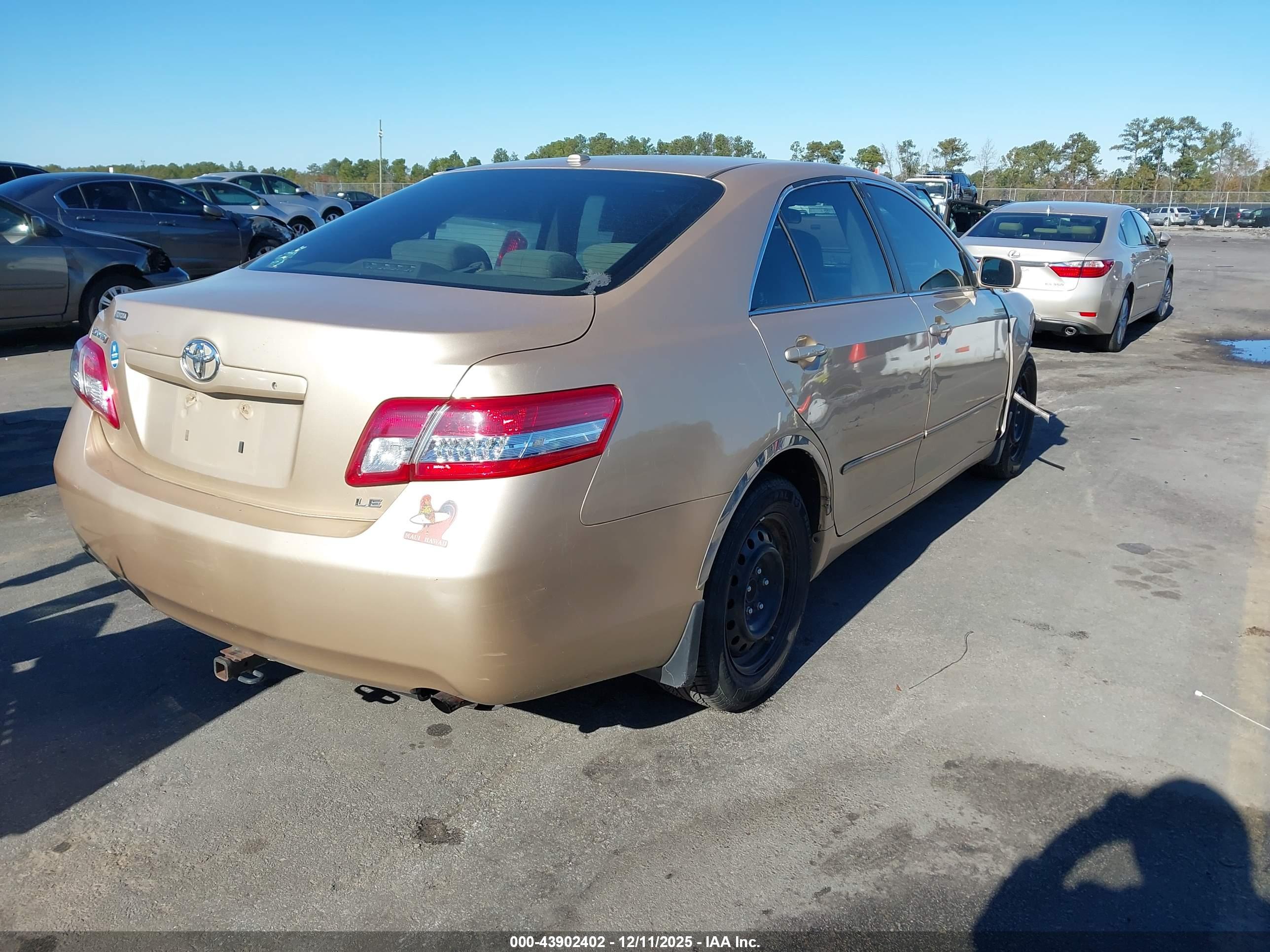TOYOTA CAMRY image 4