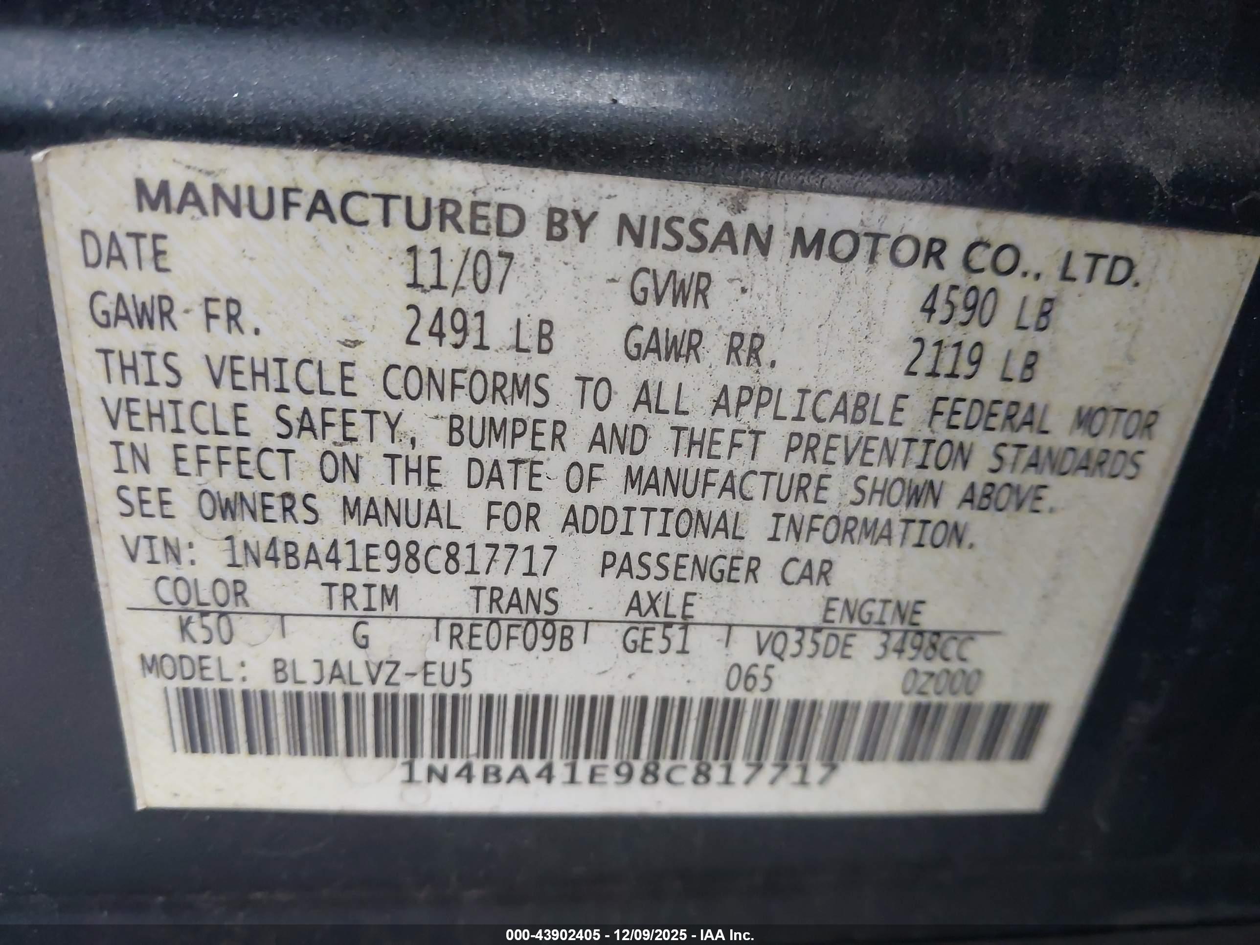 NISSAN MAXIMA image 9