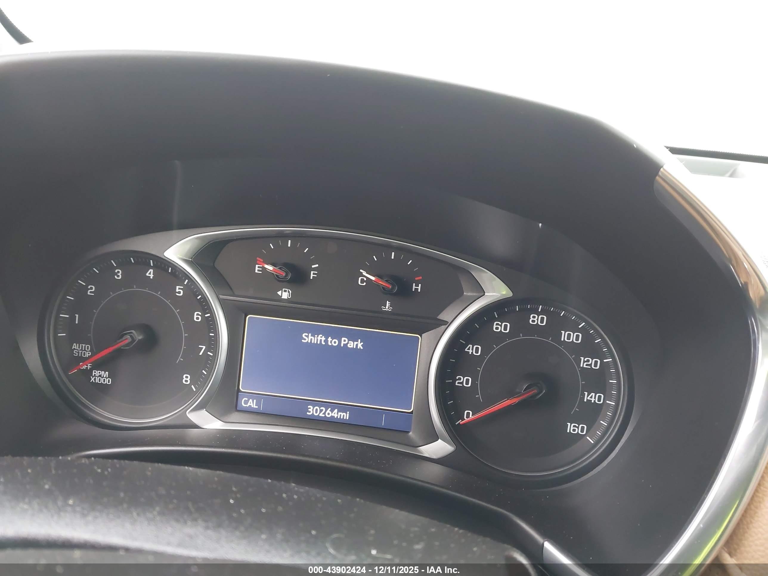 CHEVROLET EQUINOX image 7