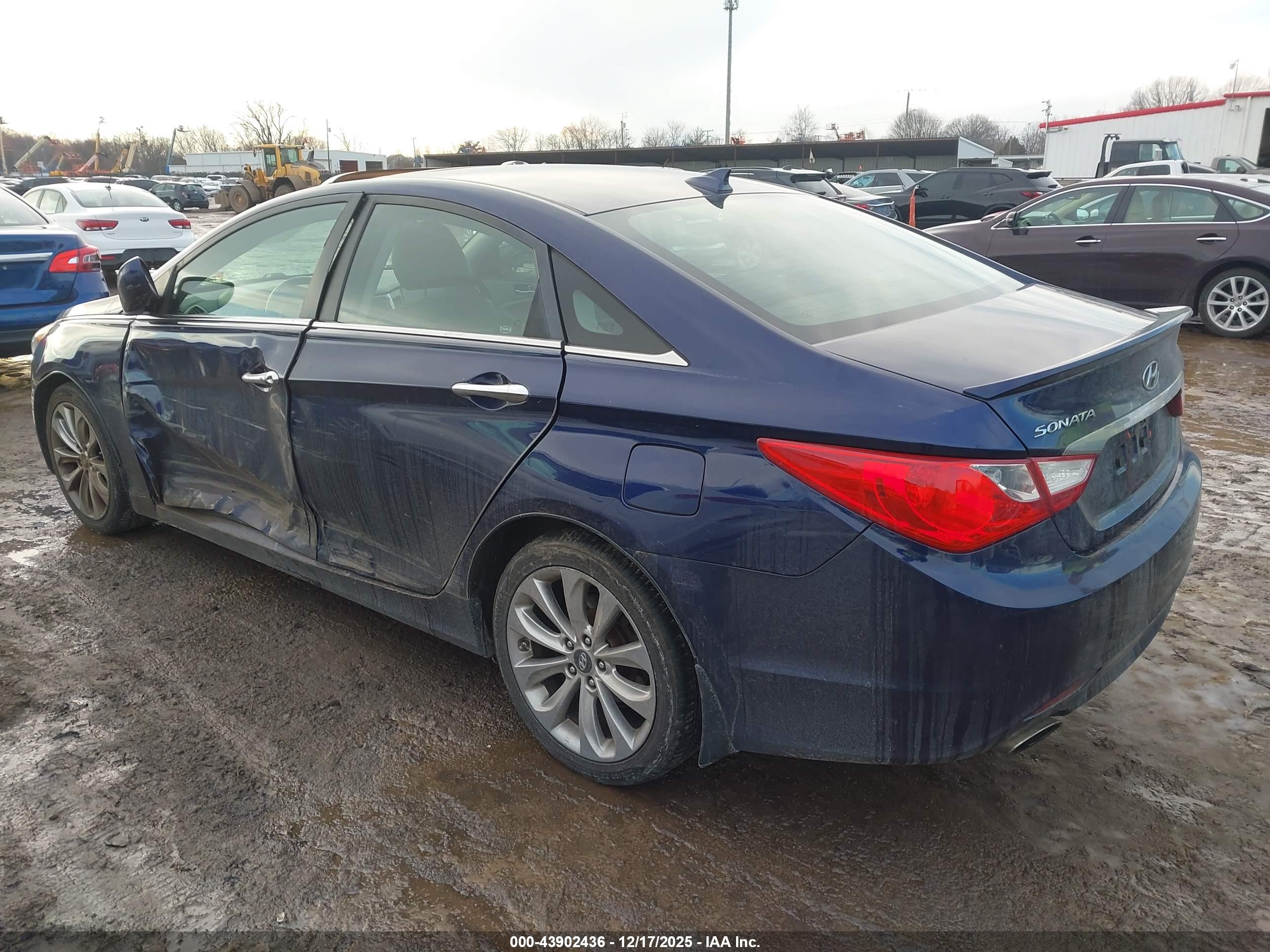 HYUNDAI SONATA image 3