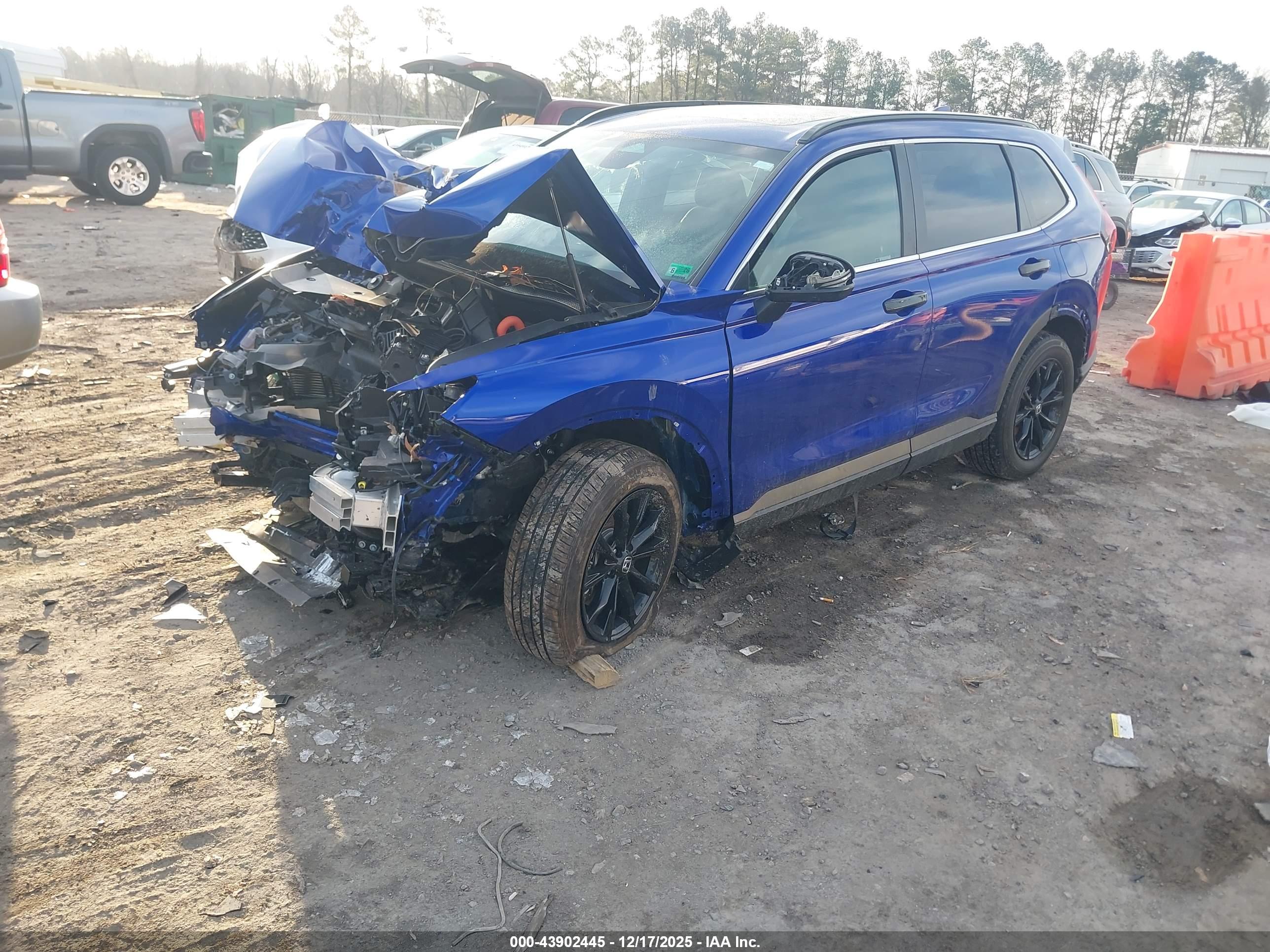 HONDA CR-V image 2