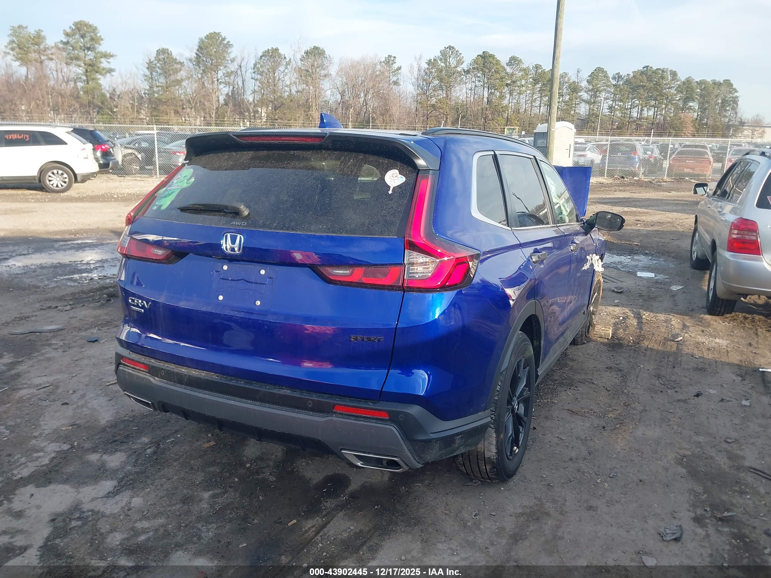 HONDA CR-V image 4