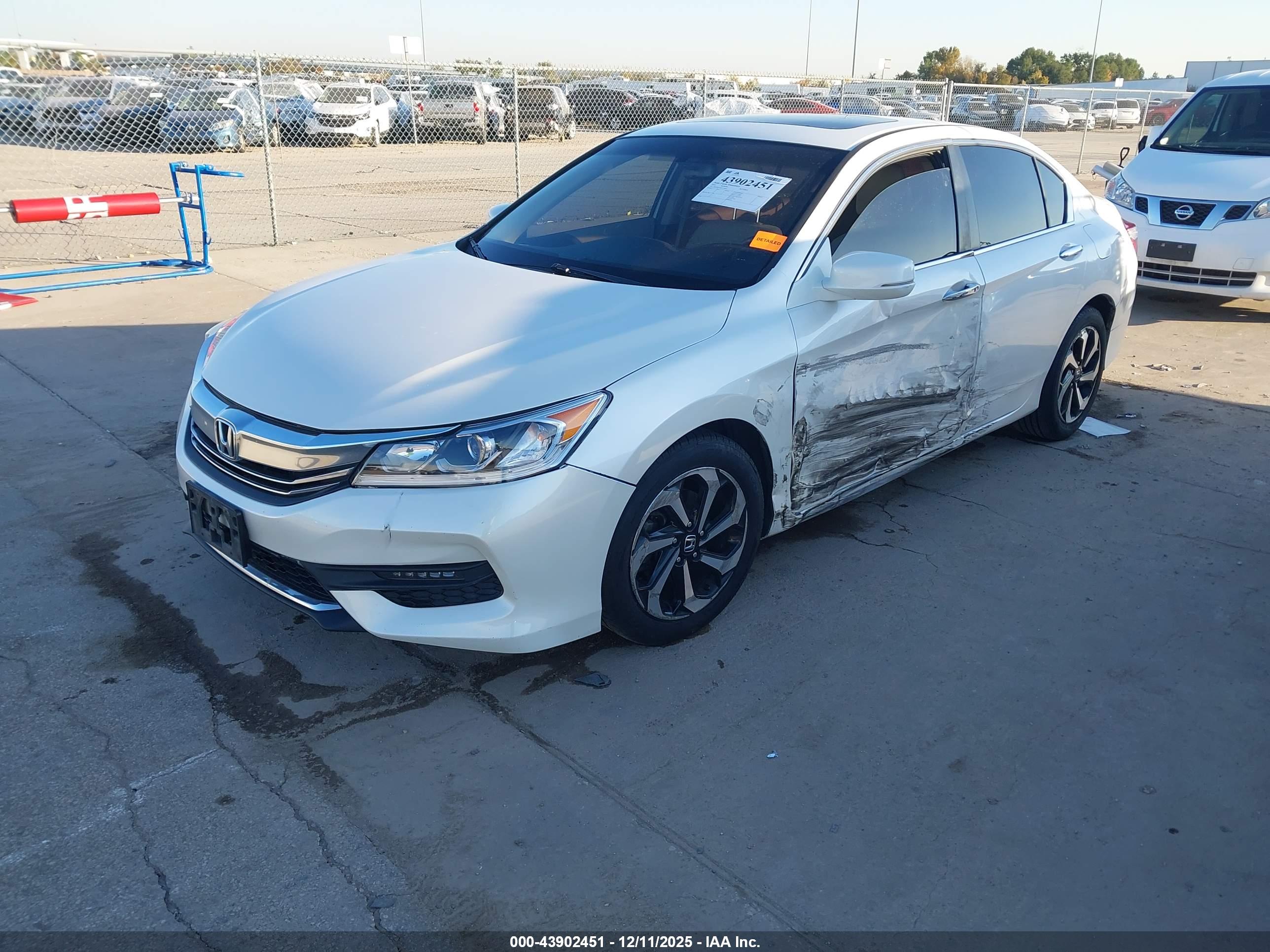 HONDA ACCORD image 2