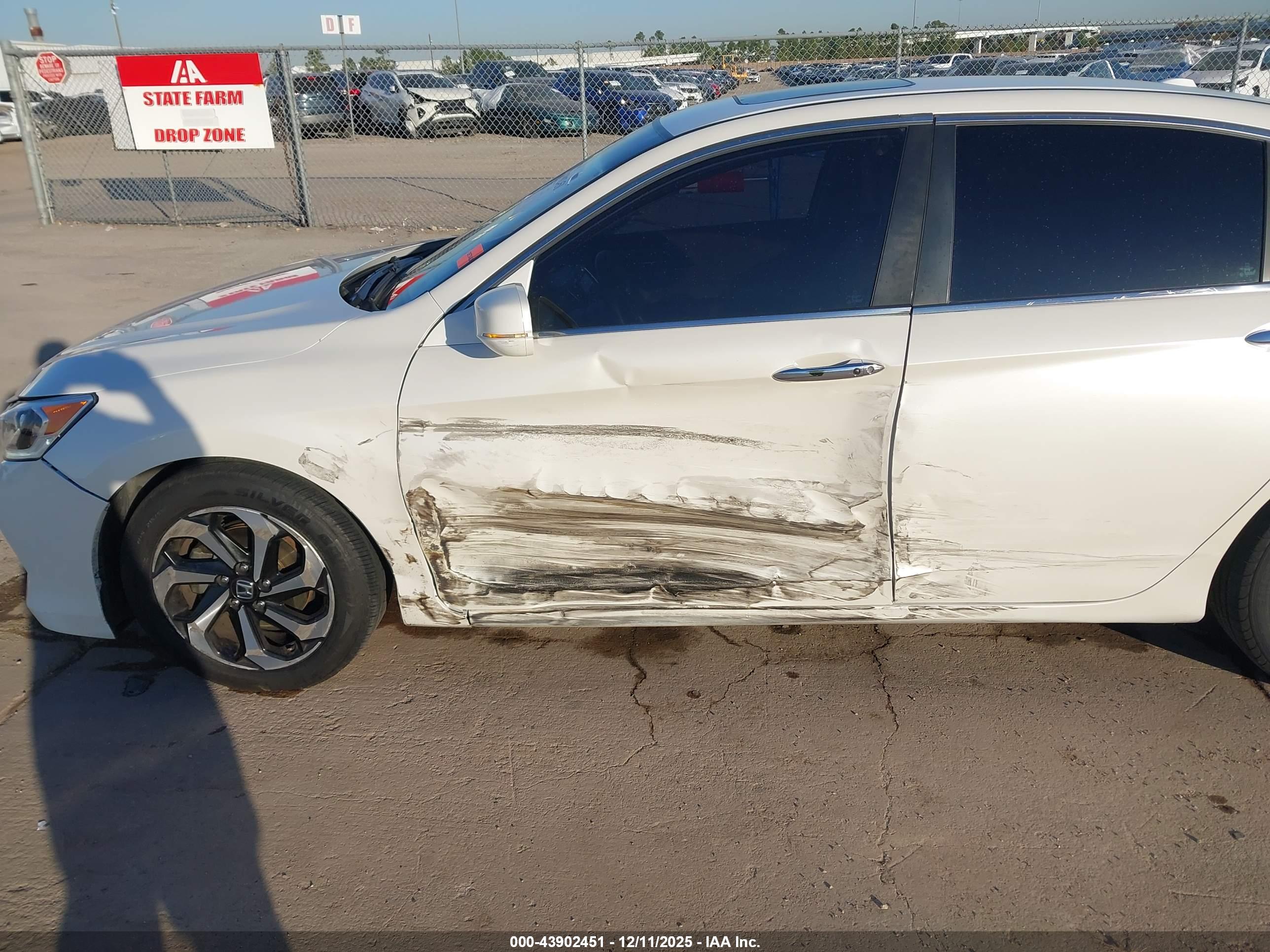 HONDA ACCORD image 6