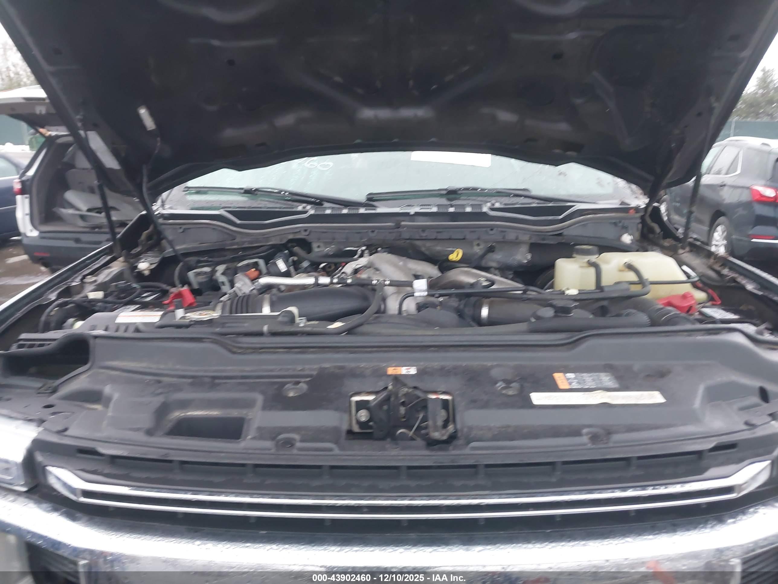 FORD F-250 image 10