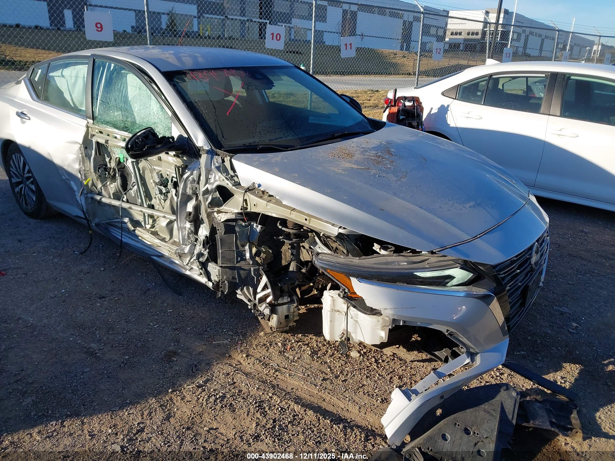 NISSAN ALTIMA image 6
