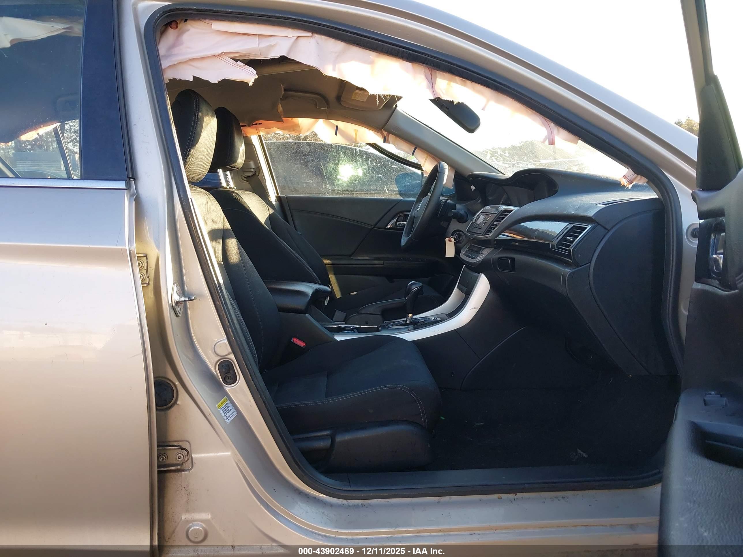 HONDA ACCORD image 5