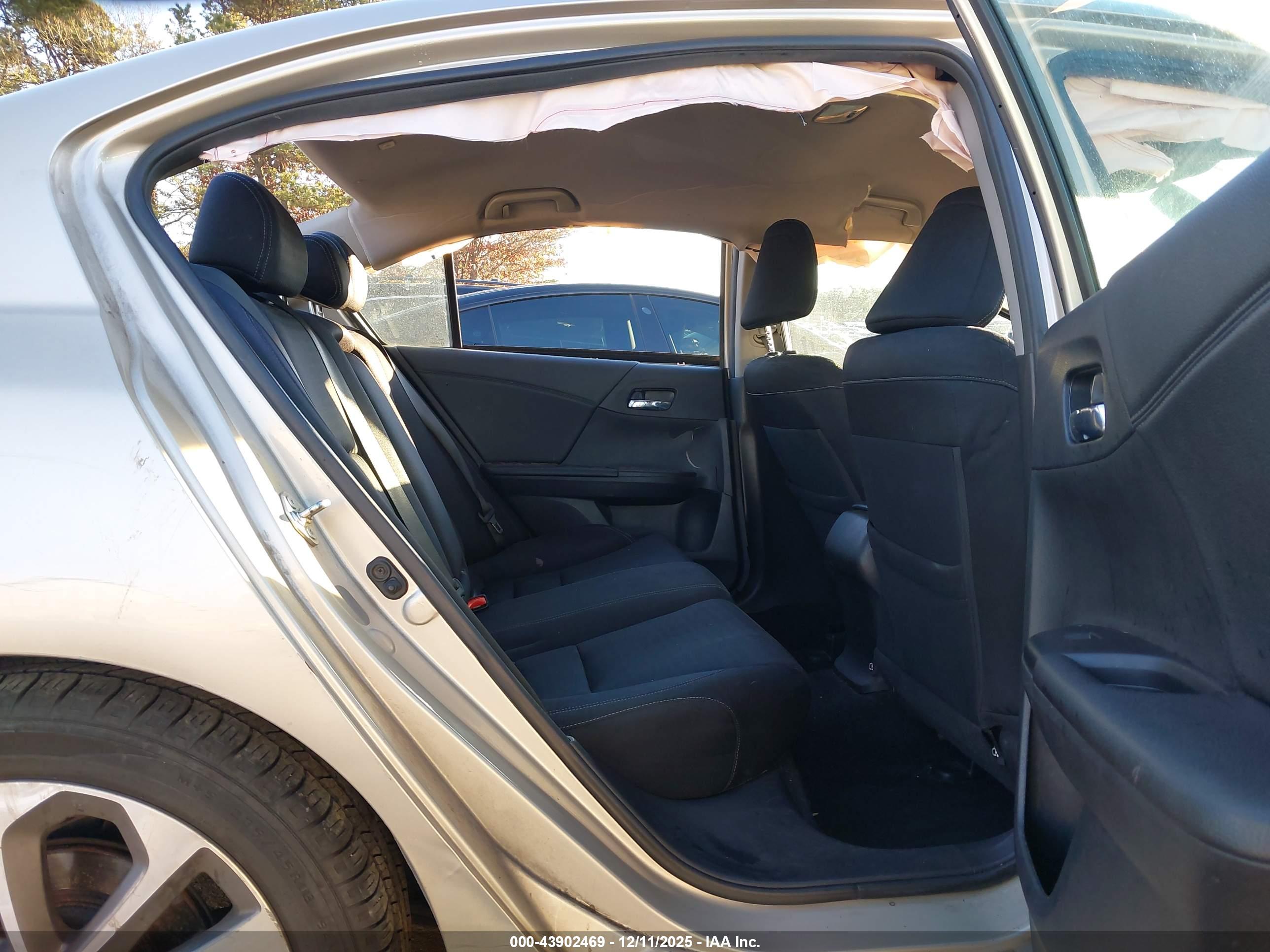 HONDA ACCORD image 8