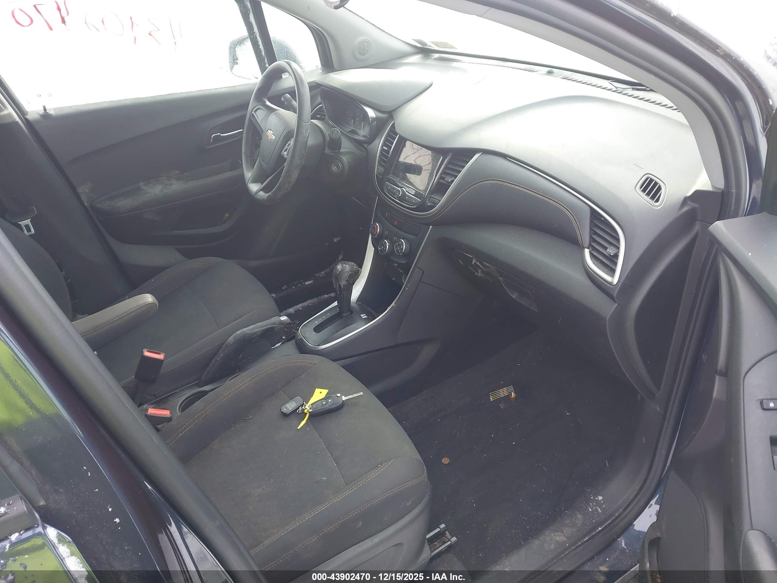 CHEVROLET TRAX image 5