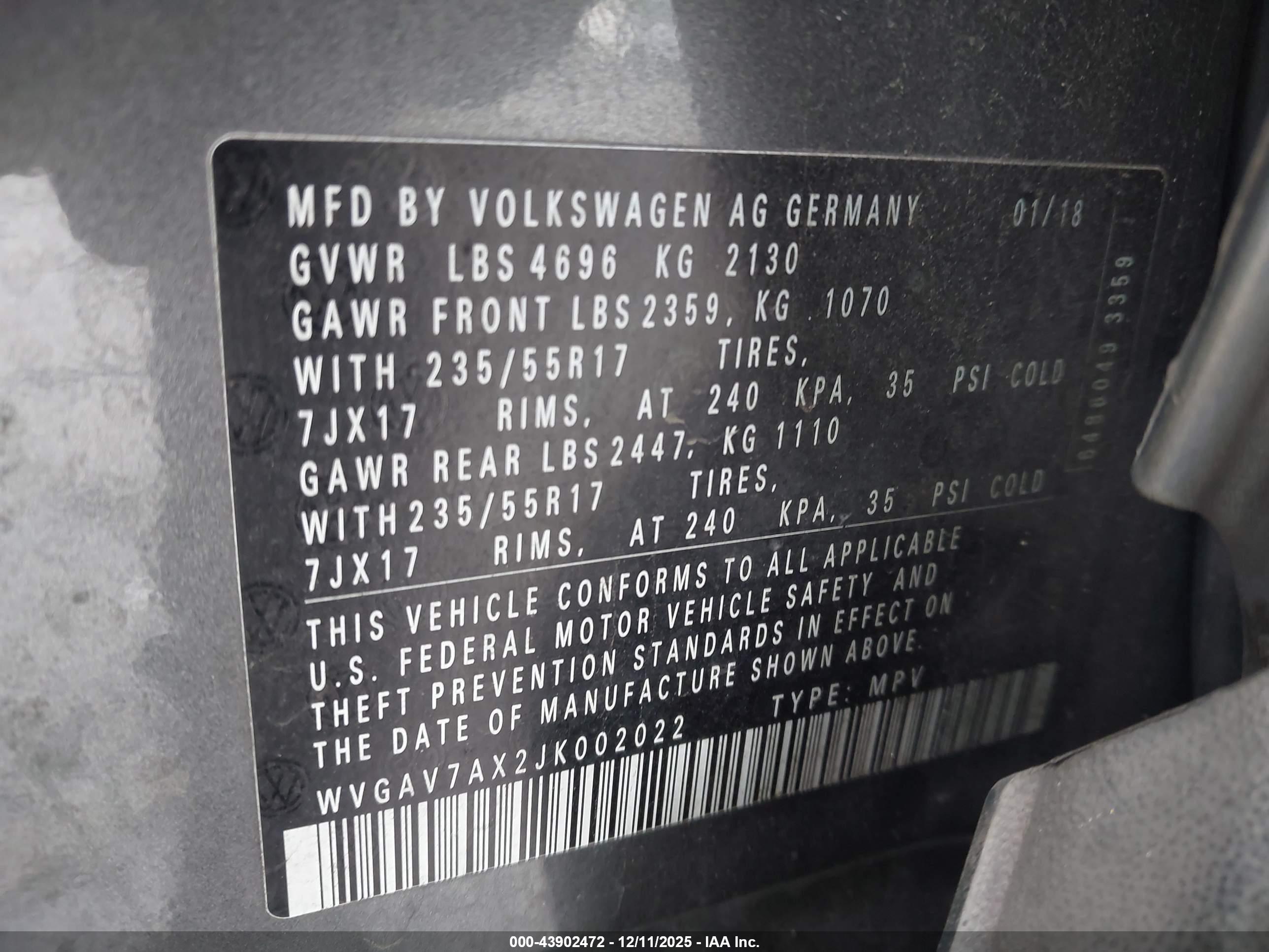 VOLKSWAGEN TIGUAN image 9