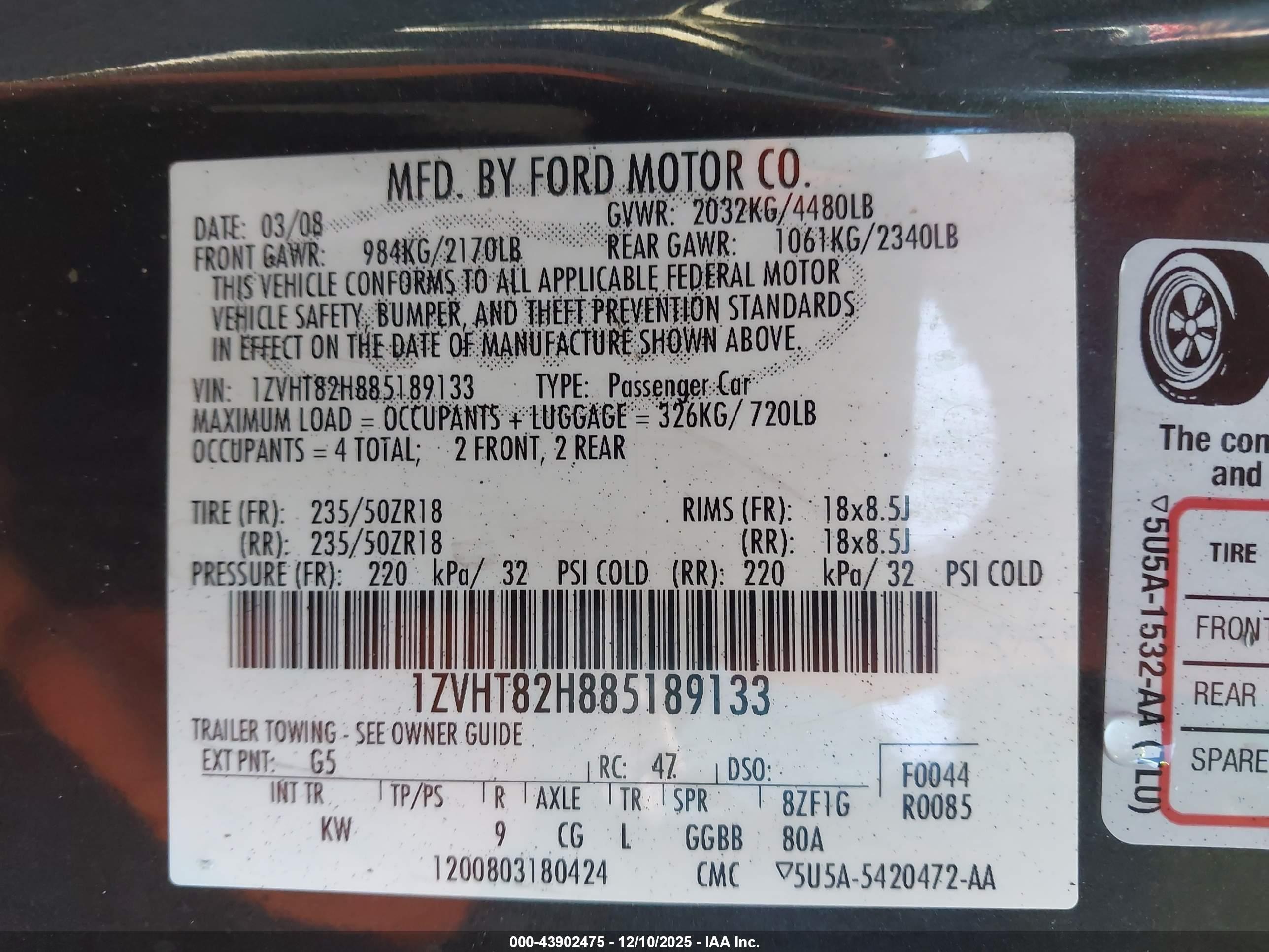 FORD MUSTANG image 9
