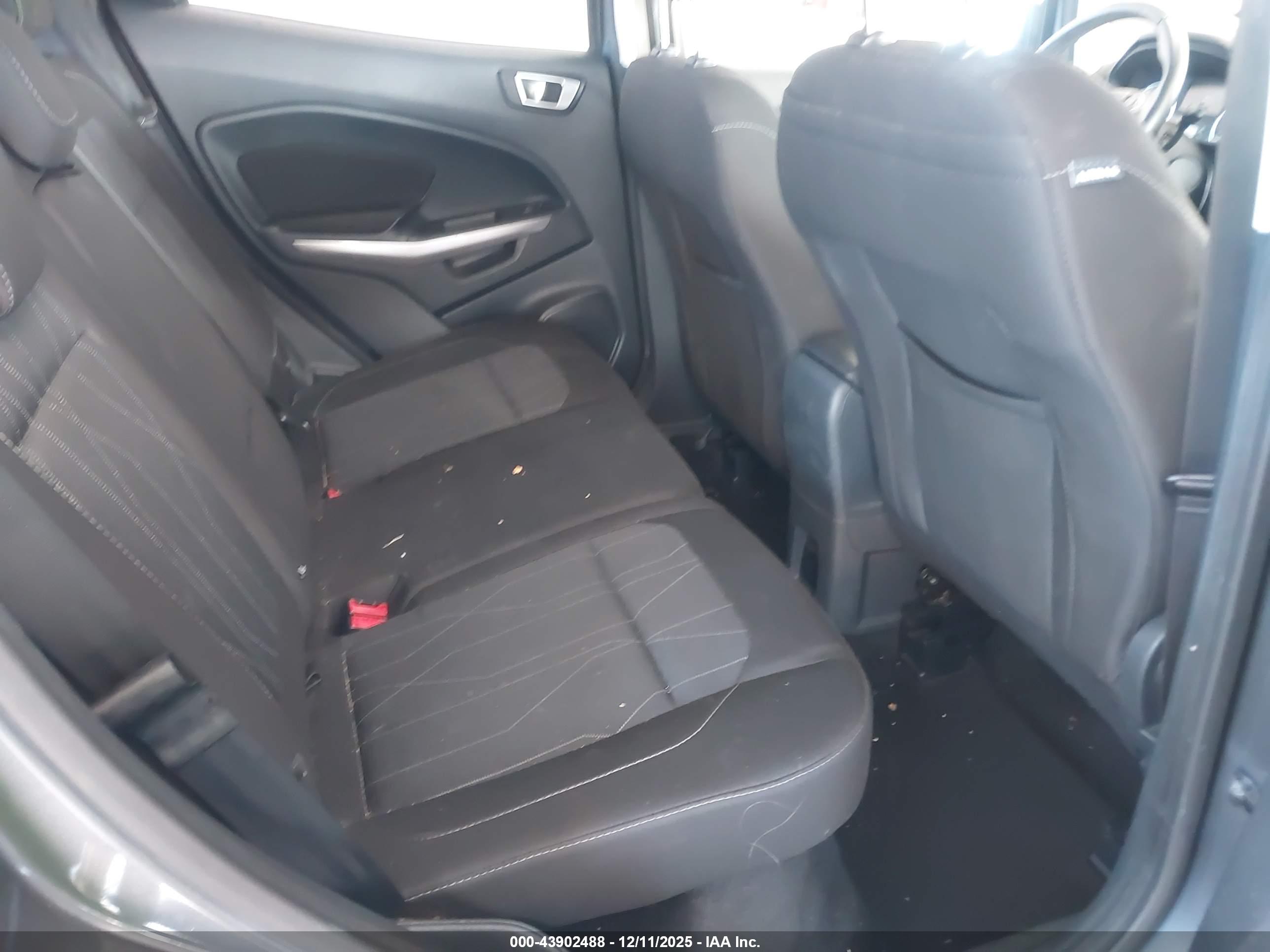 FORD ECOSPORT image 8