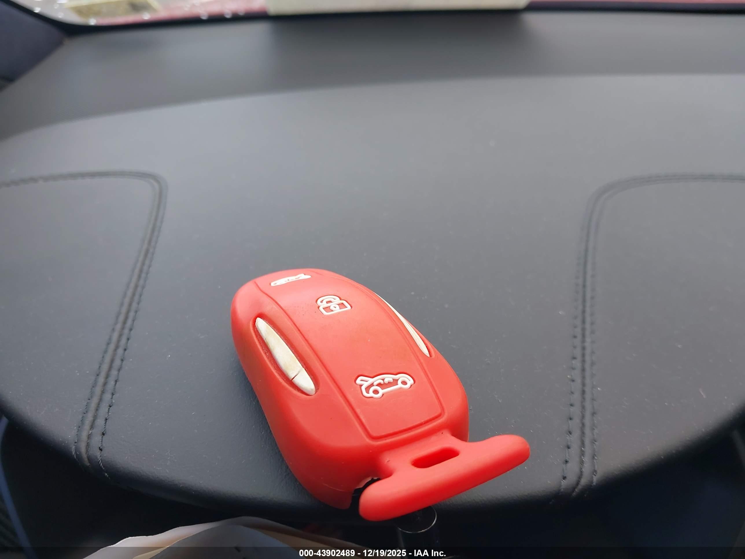 TESLA MODEL image 11