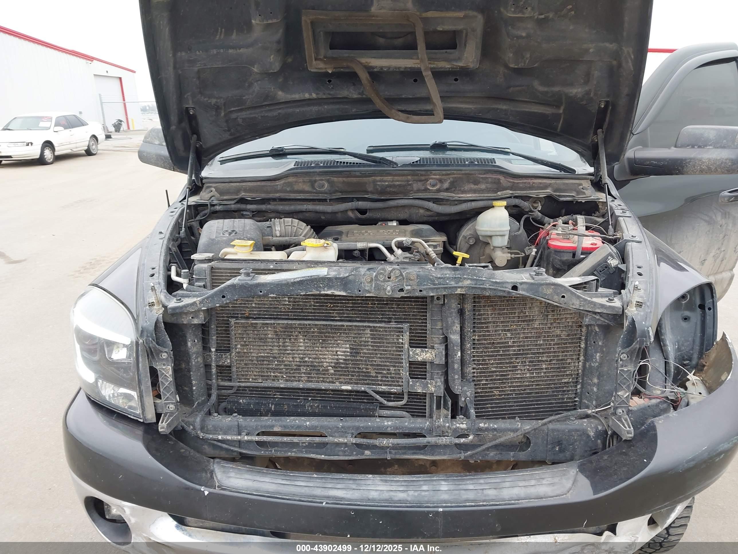 DODGE RAM image 10