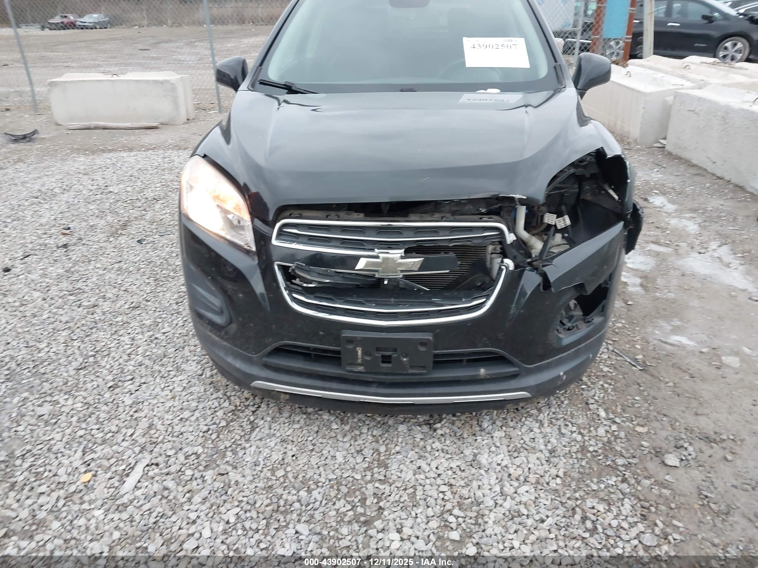 CHEVROLET TRAX image 6