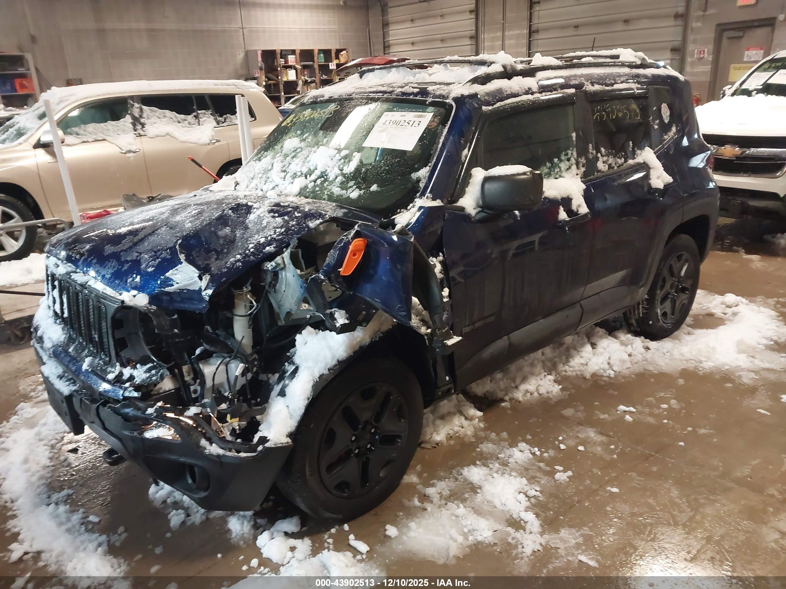 JEEP RENEGADE image 2