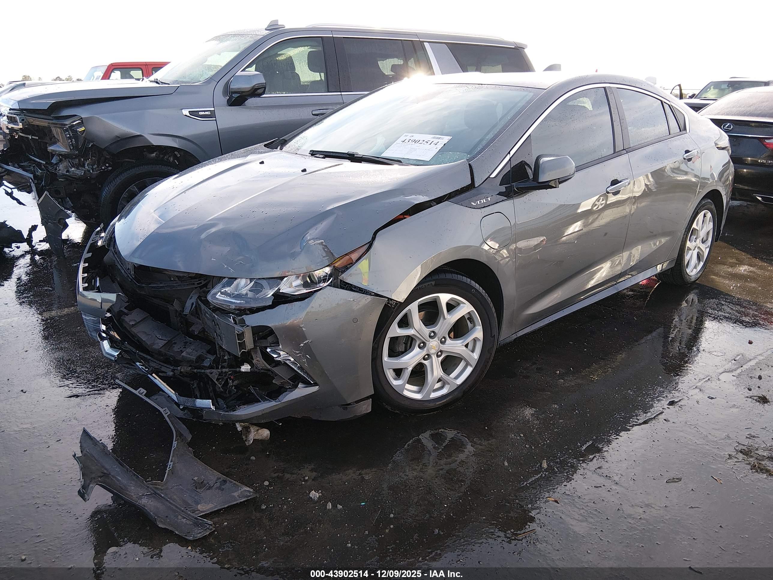CHEVROLET VOLT image 2