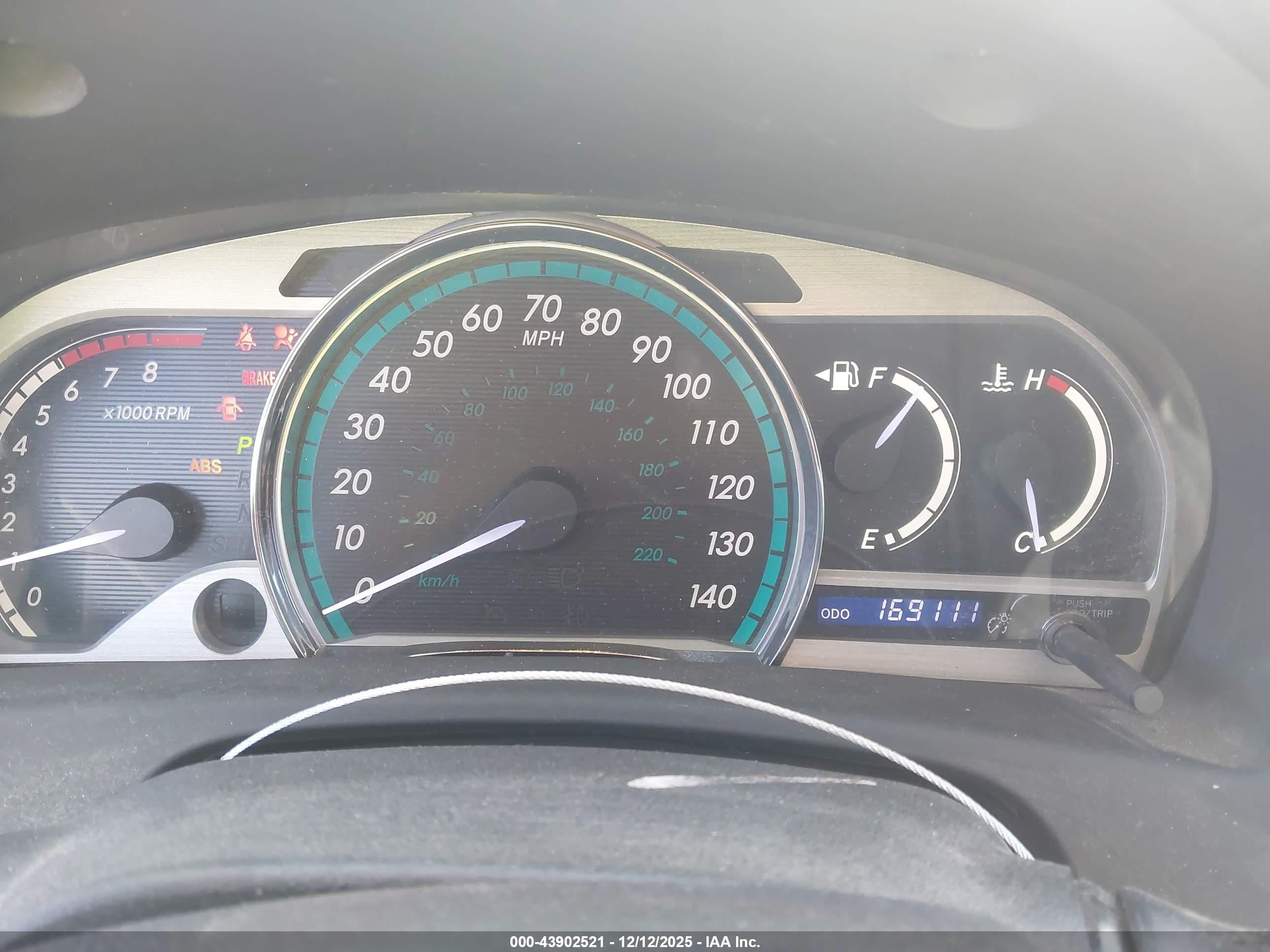 TOYOTA VENZA image 7