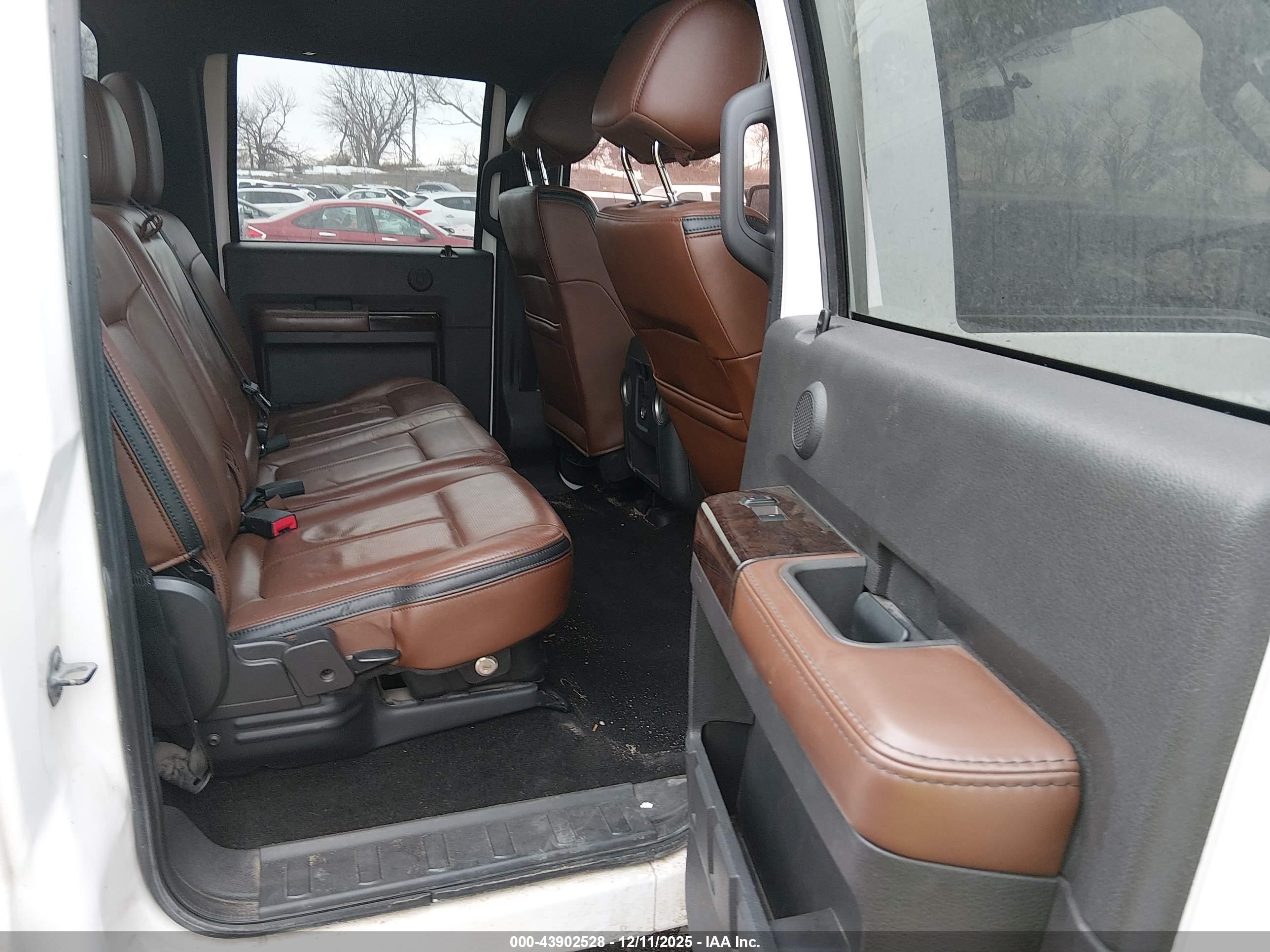 FORD F-250 image 8