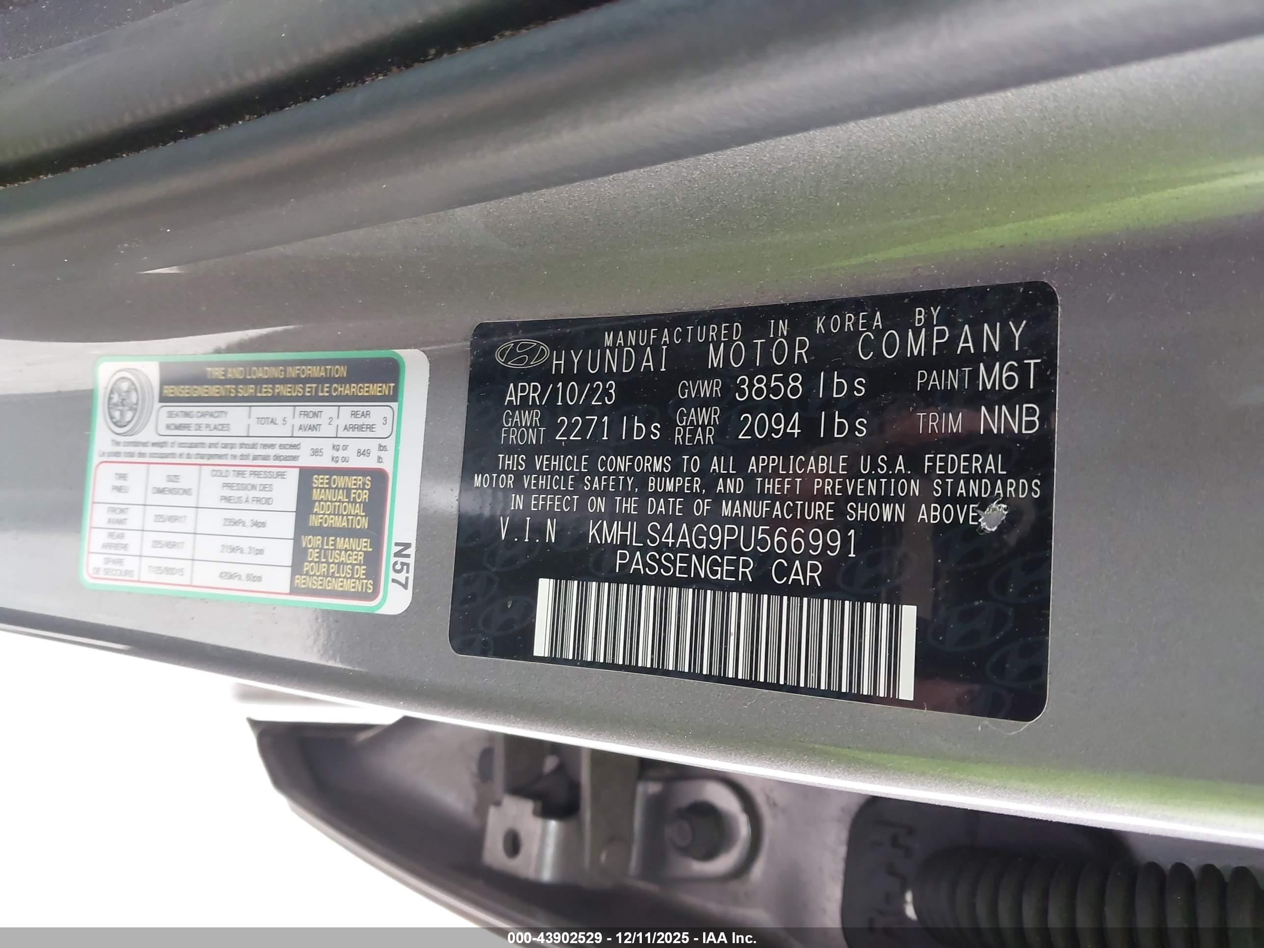 HYUNDAI ELANTRA image 9